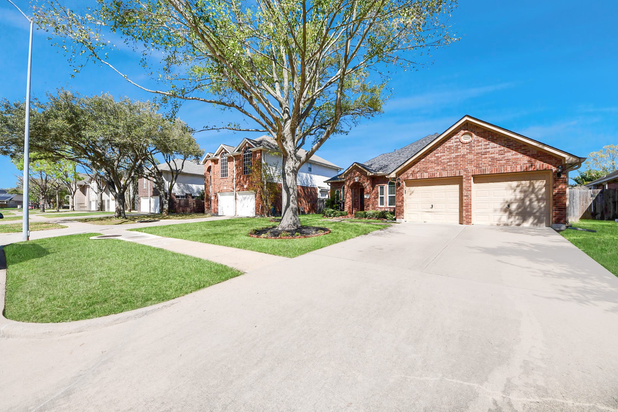 8214 Morning Dawn Drive Property Photo 6