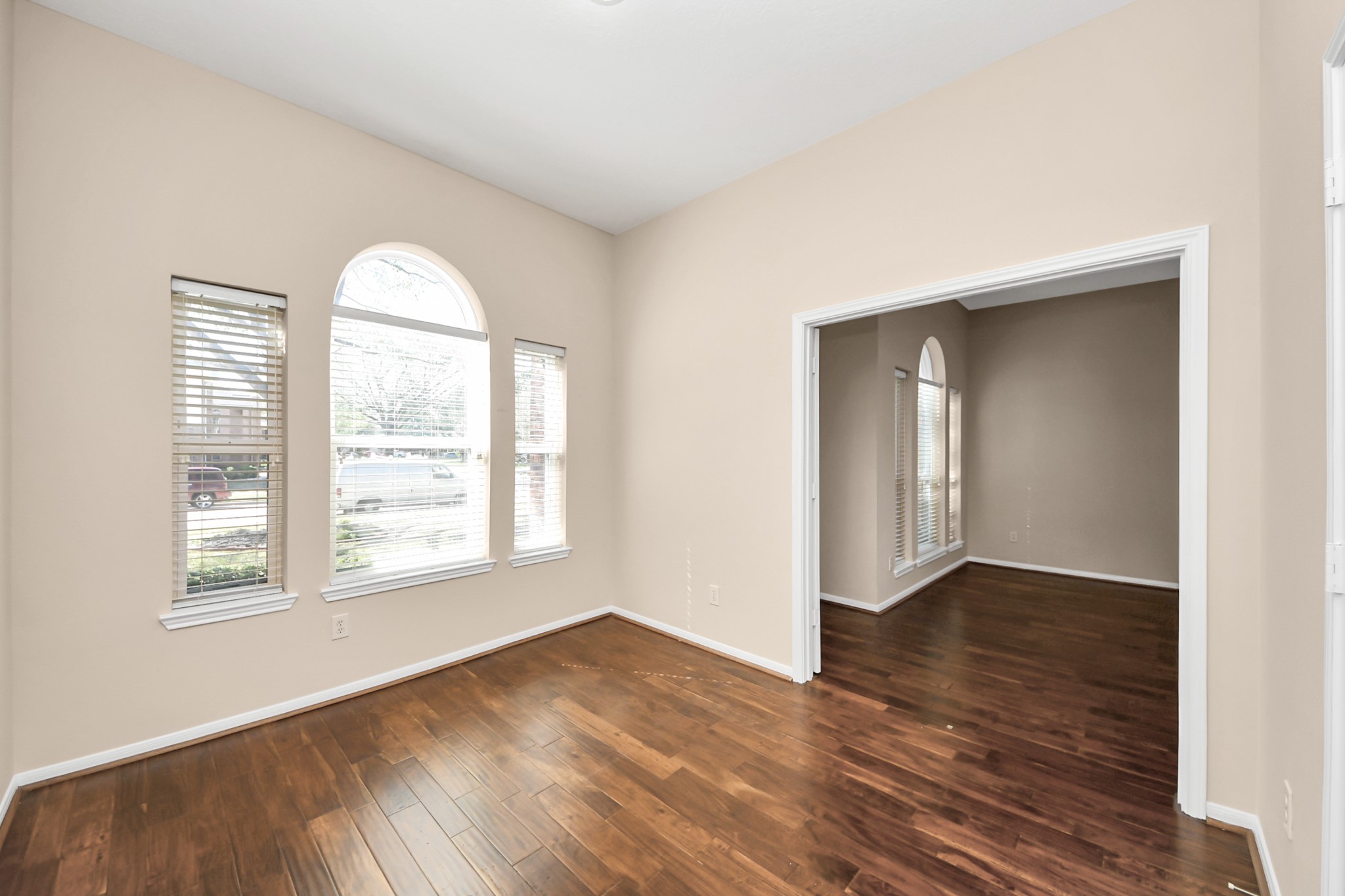 8214 Morning Dawn Drive Property Photo 16