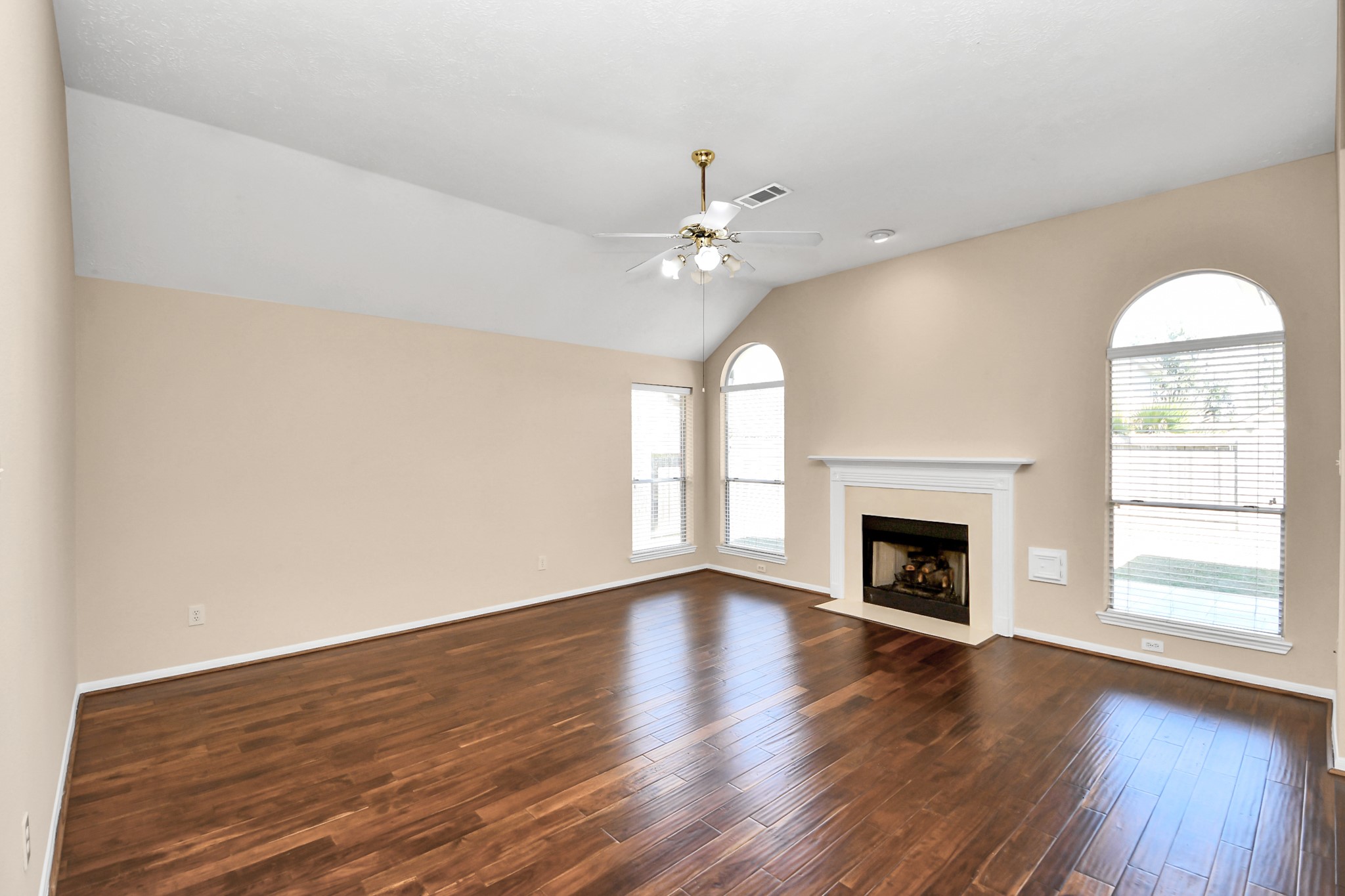 8214 Morning Dawn Drive Property Photo 19