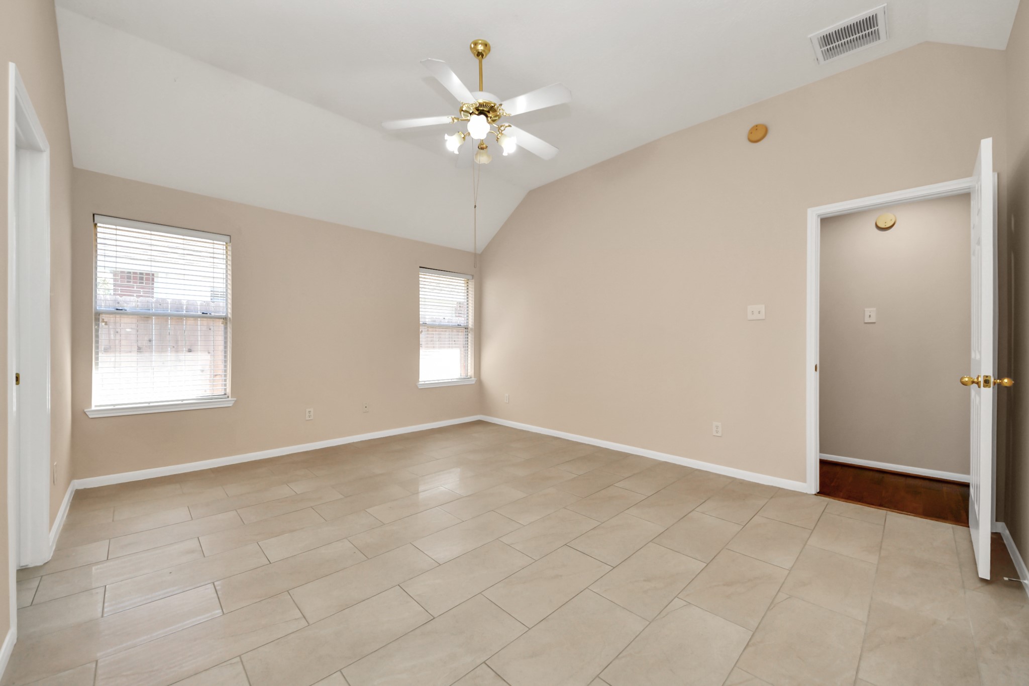 8214 Morning Dawn Drive Property Photo 31