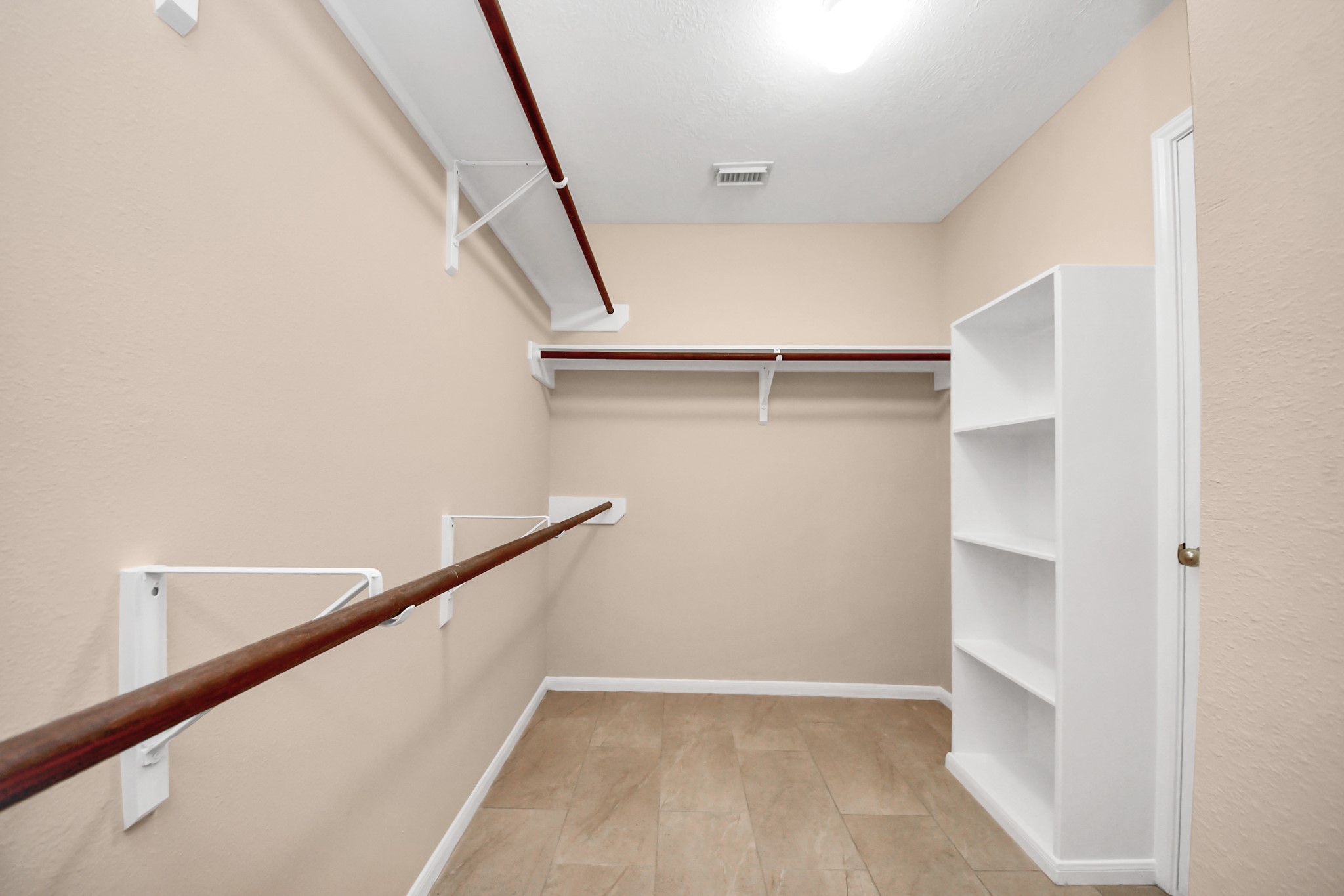 8214 Morning Dawn Drive Property Photo 35