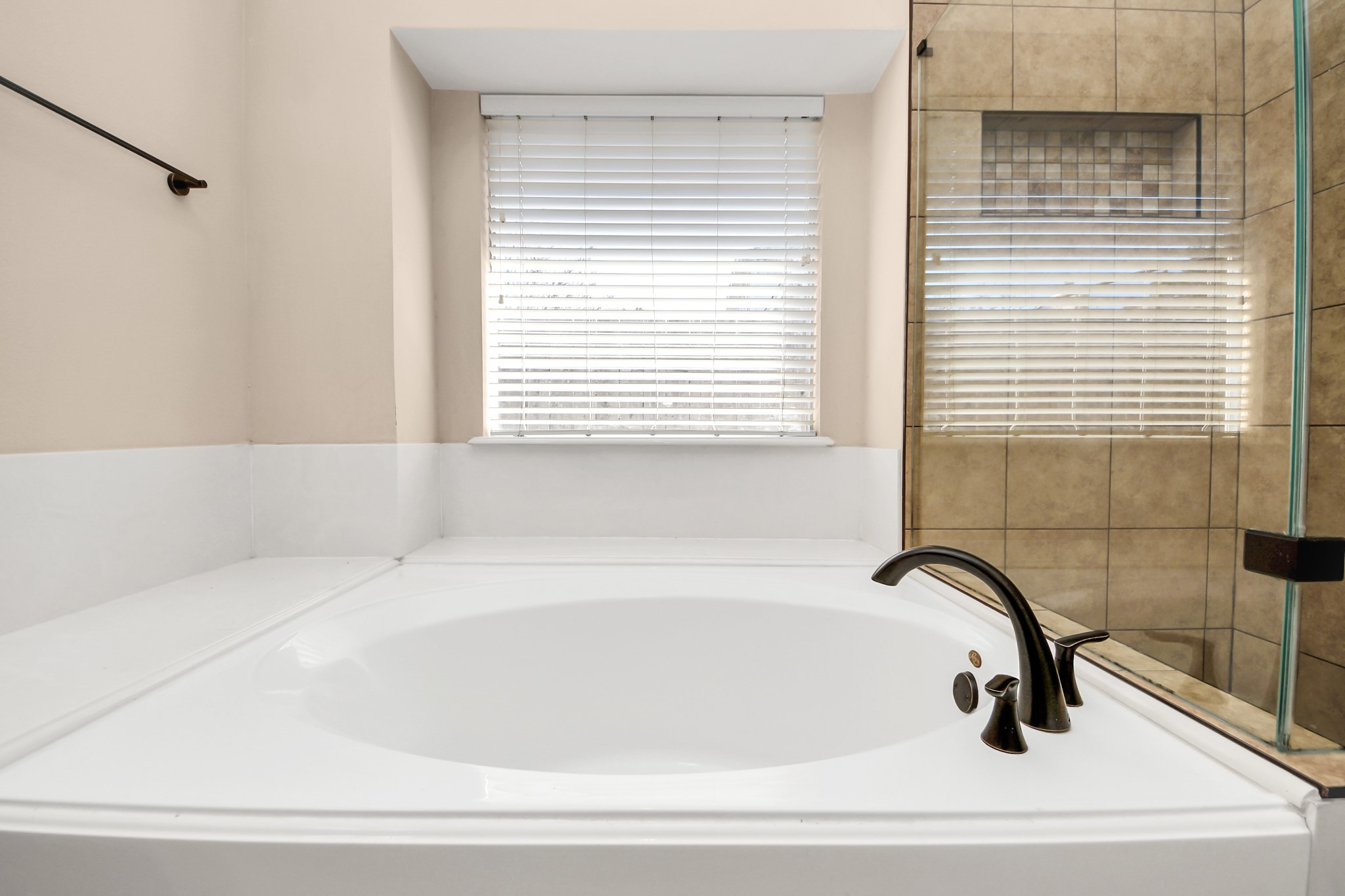 8214 Morning Dawn Drive Property Photo 39