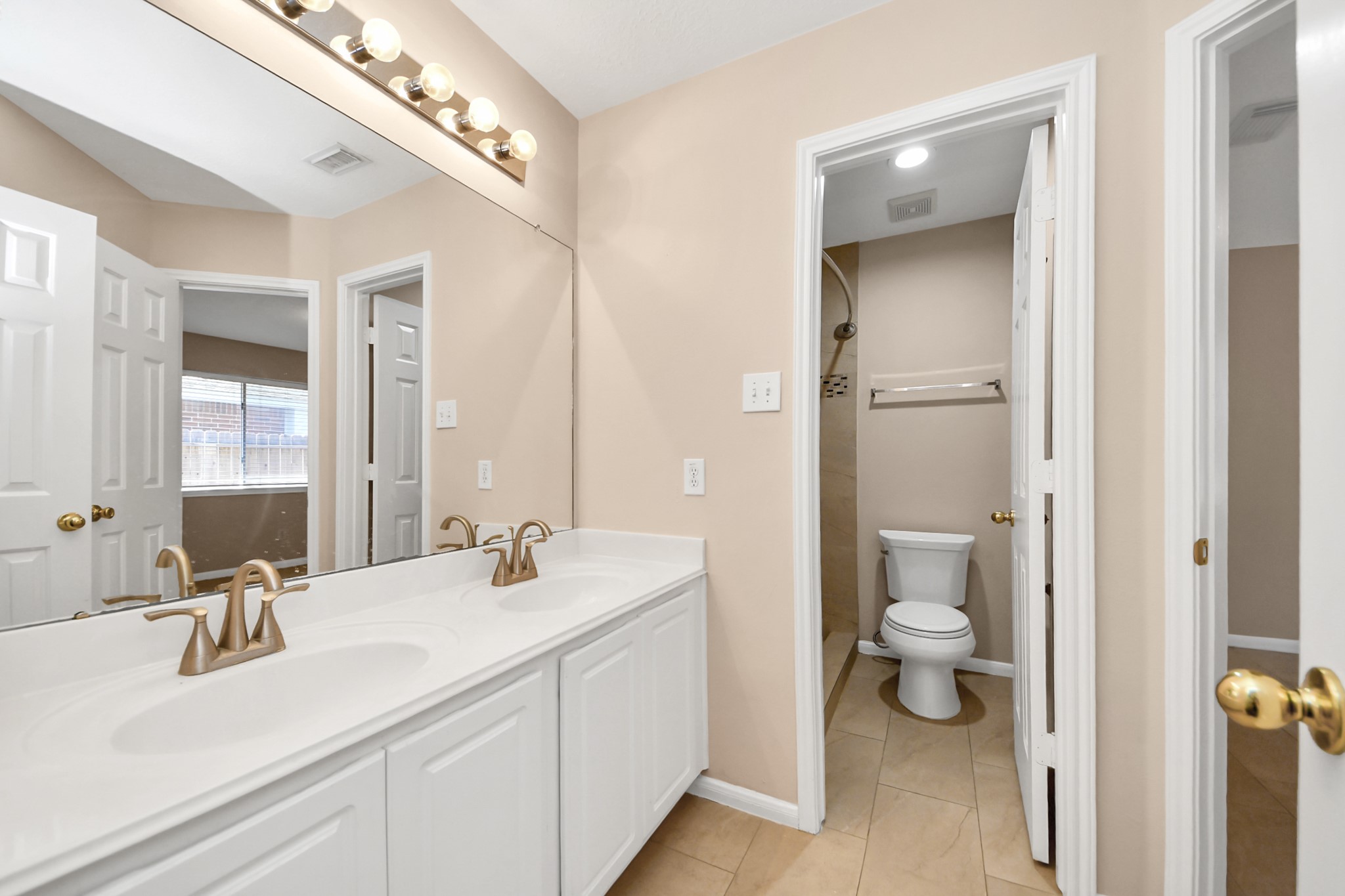 8214 Morning Dawn Drive Property Photo 41
