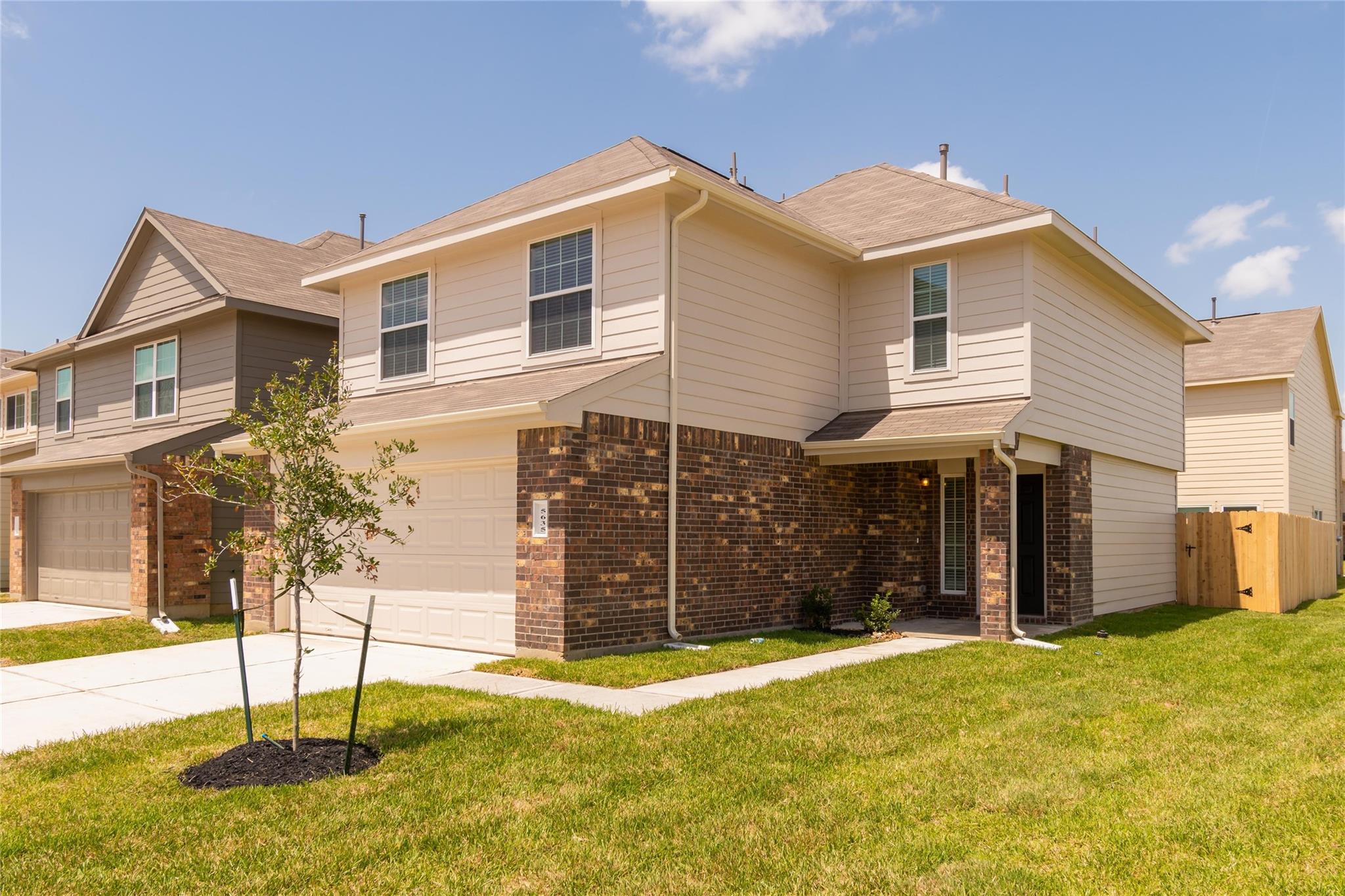 5635 Hawksbury Creek Trail, Katy TX 77449 Property Photo 1