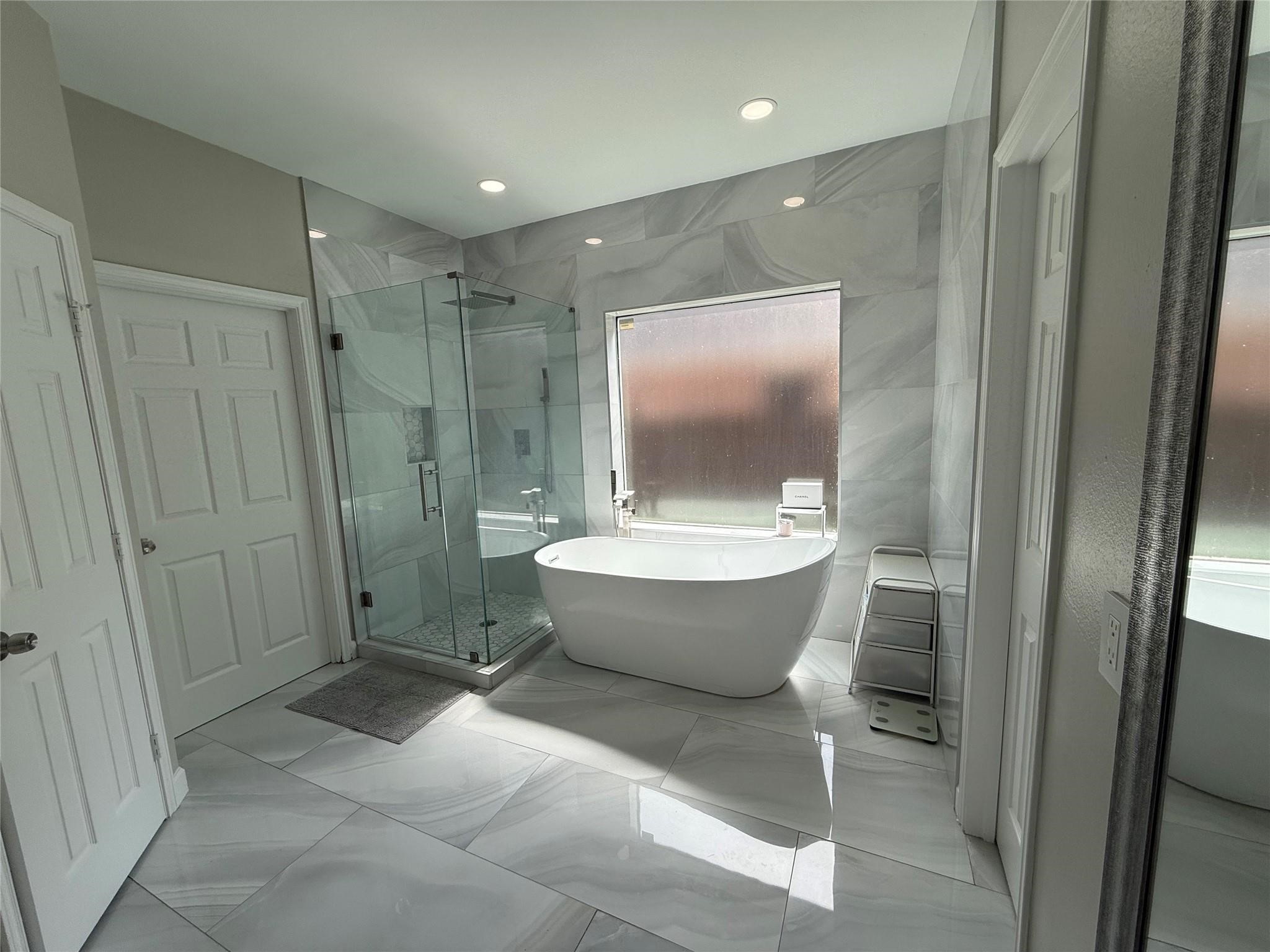 22430 Tullis Trail Ct Property Photo 8