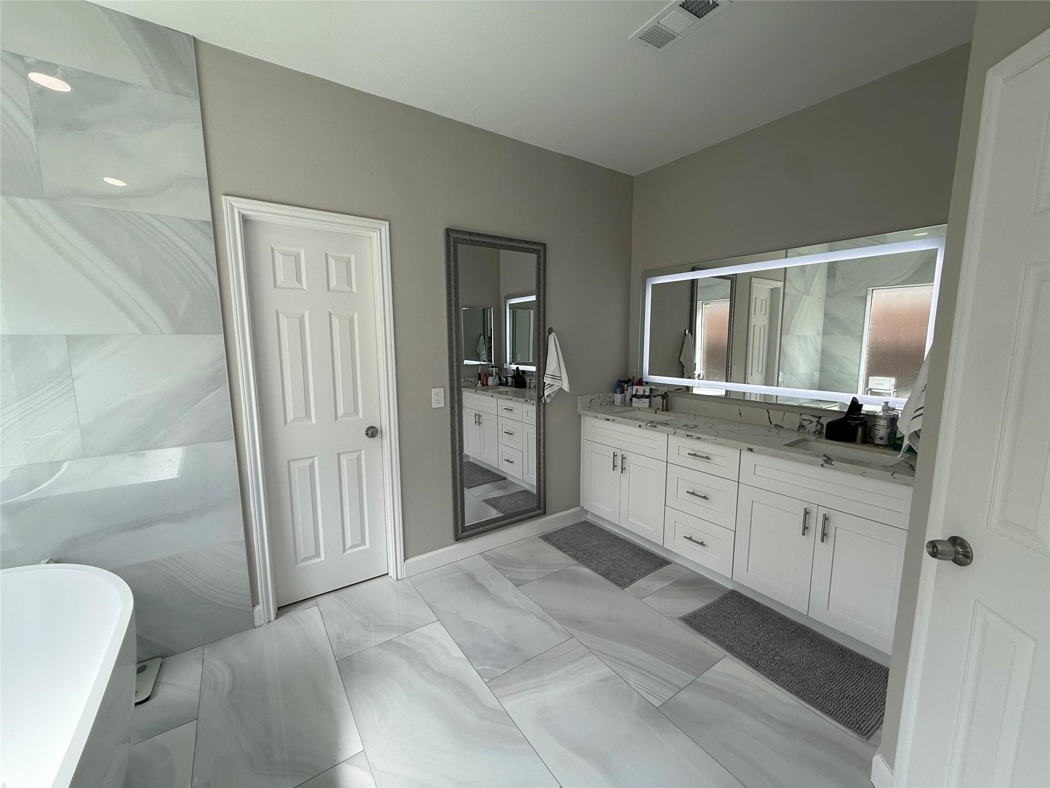 22430 Tullis Trail Ct Property Photo 9