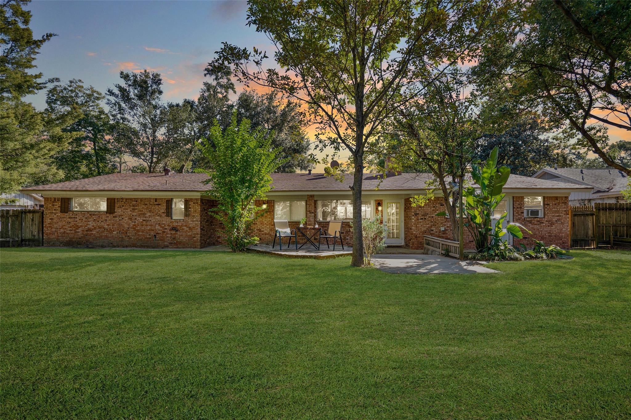9214 Bronco Drive Property Photo 1