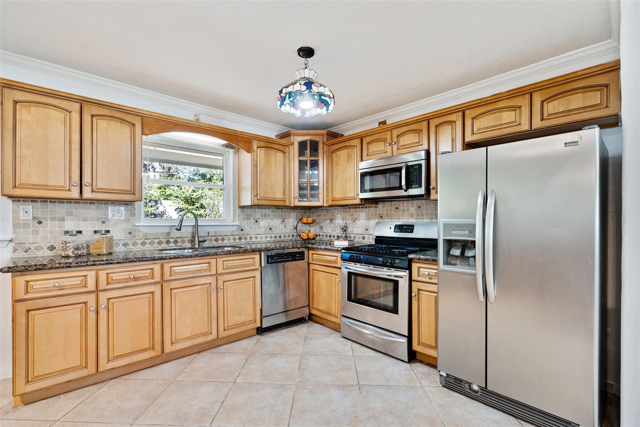 9214 Bronco Drive Property Photo 2