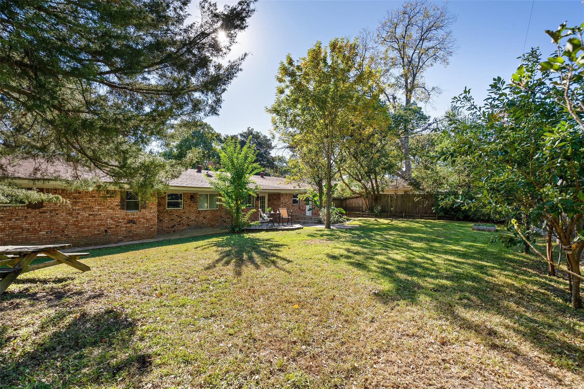 9214 Bronco Drive Property Photo 5