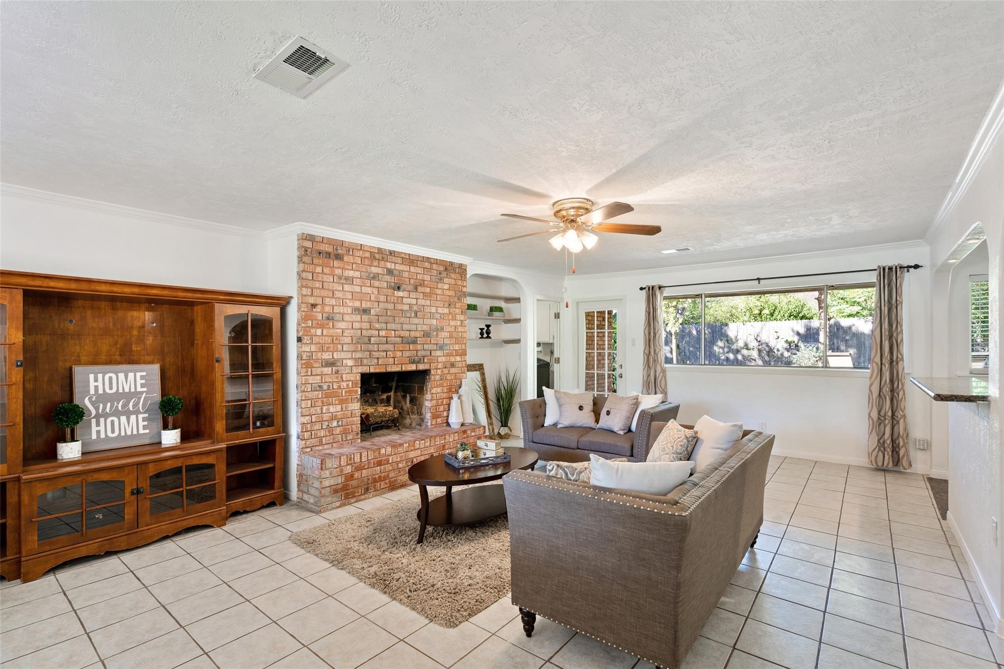 9214 Bronco Drive Property Photo 11