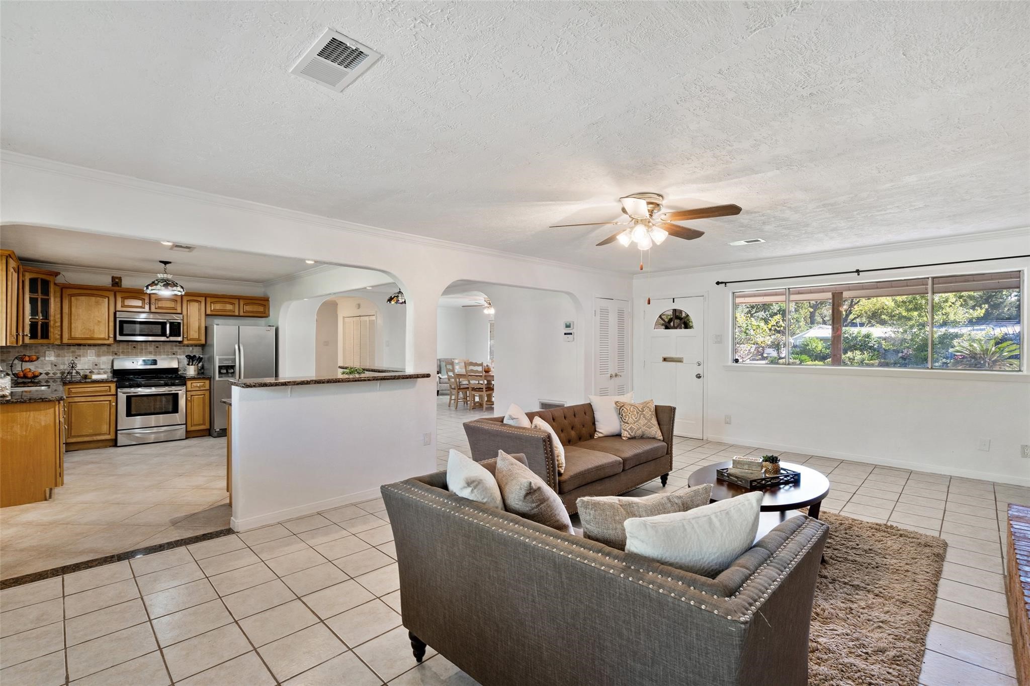 9214 Bronco Drive Property Photo 12