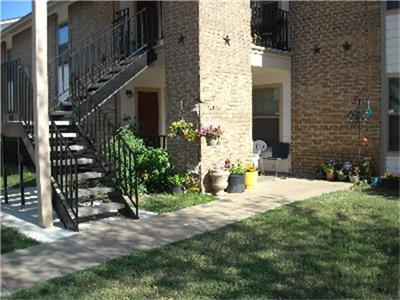 1304 W Avenue Property Photo 1