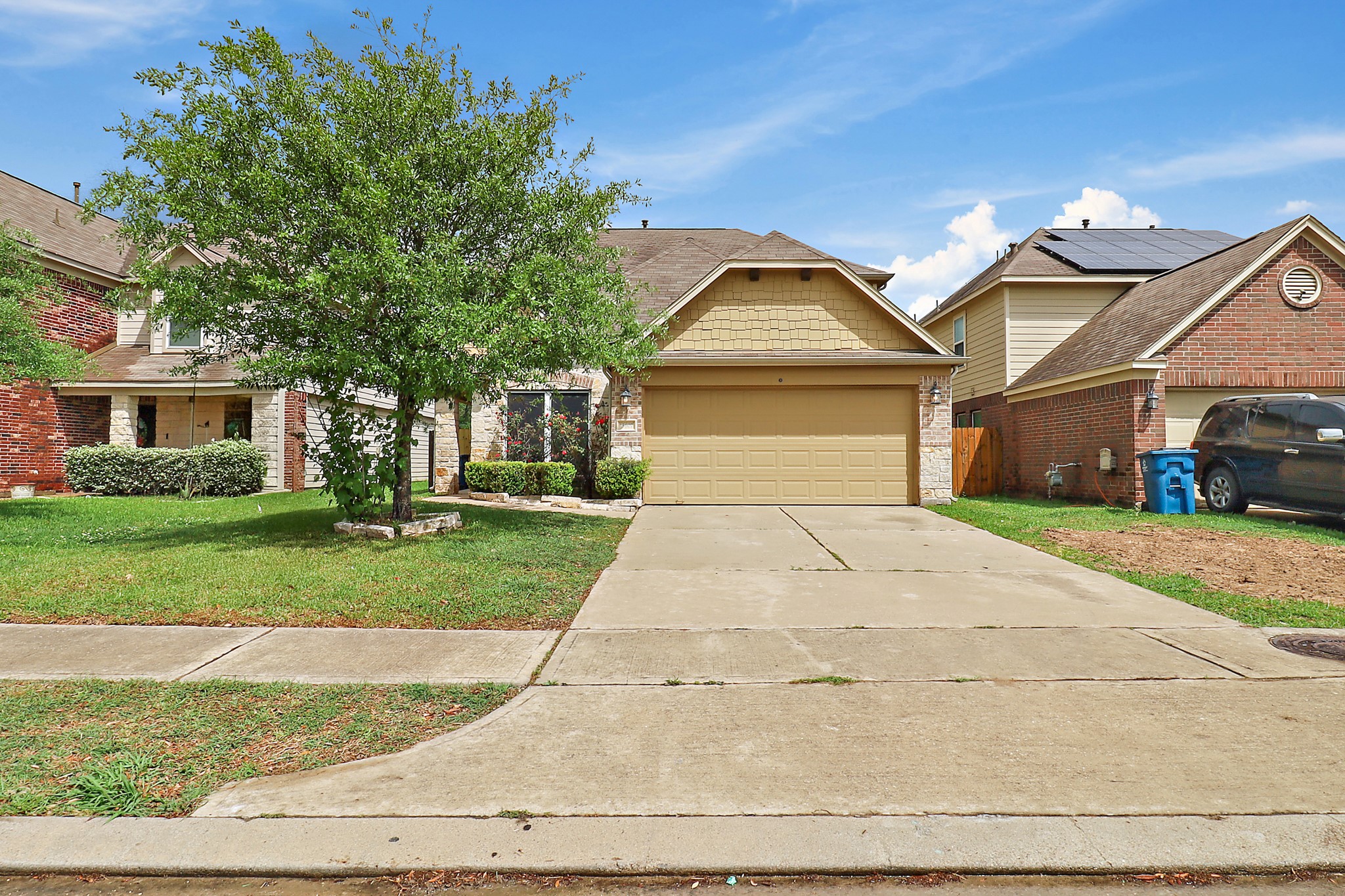 15607 Sheldon Ridge Way Property Photo 4