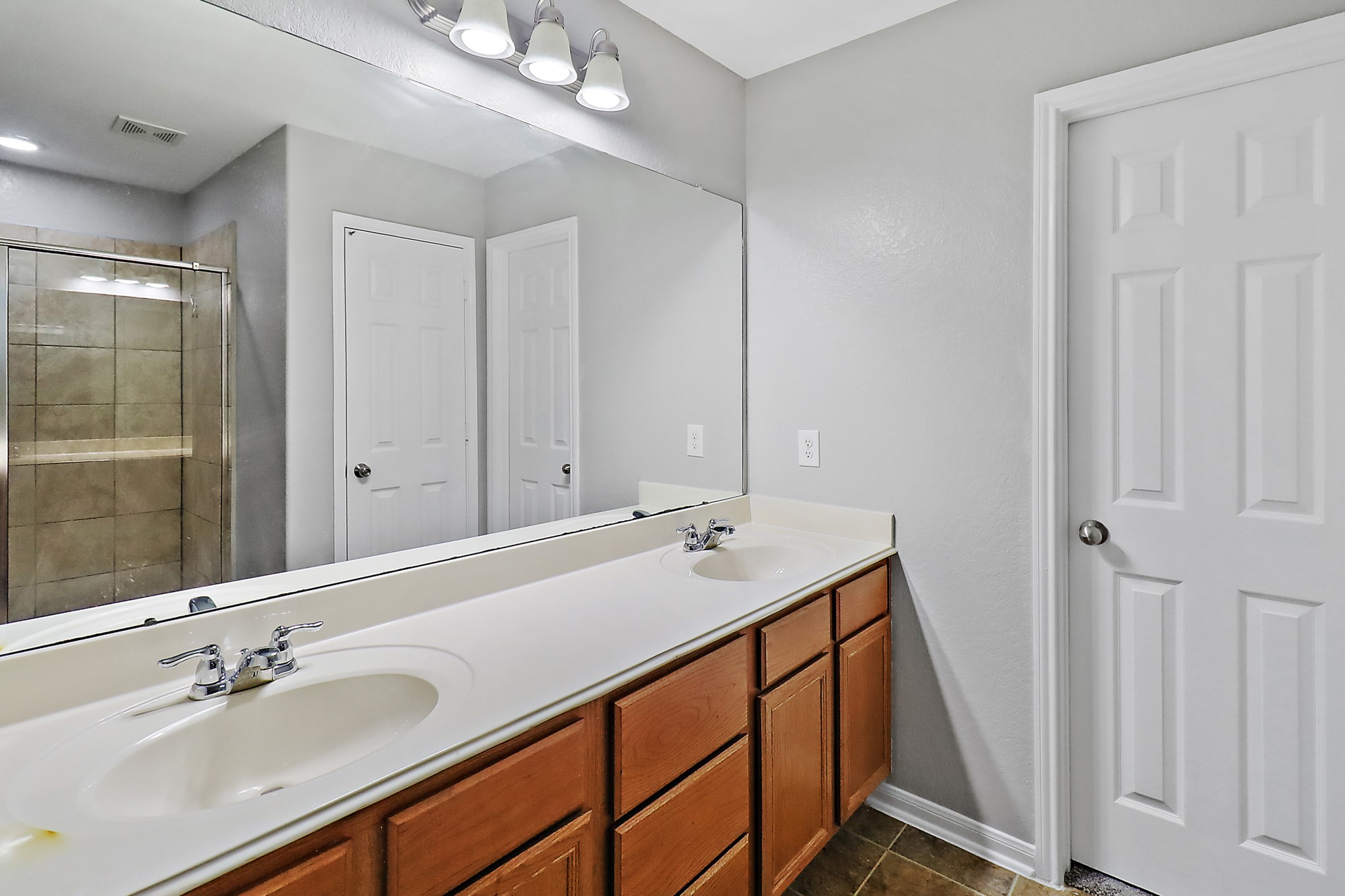 15607 Sheldon Ridge Way Property Photo 14