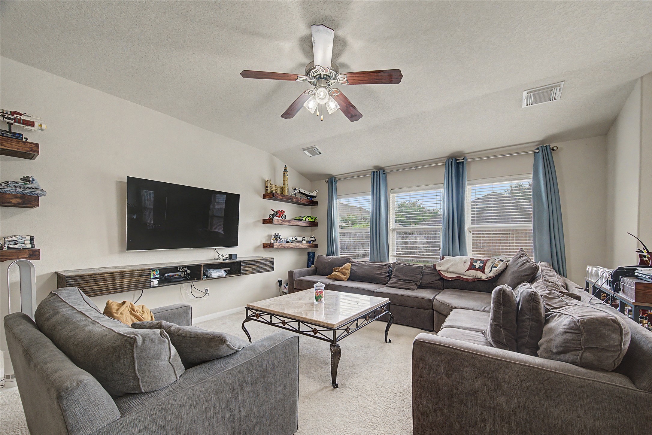 2725 Palermo Court Property Photo 33