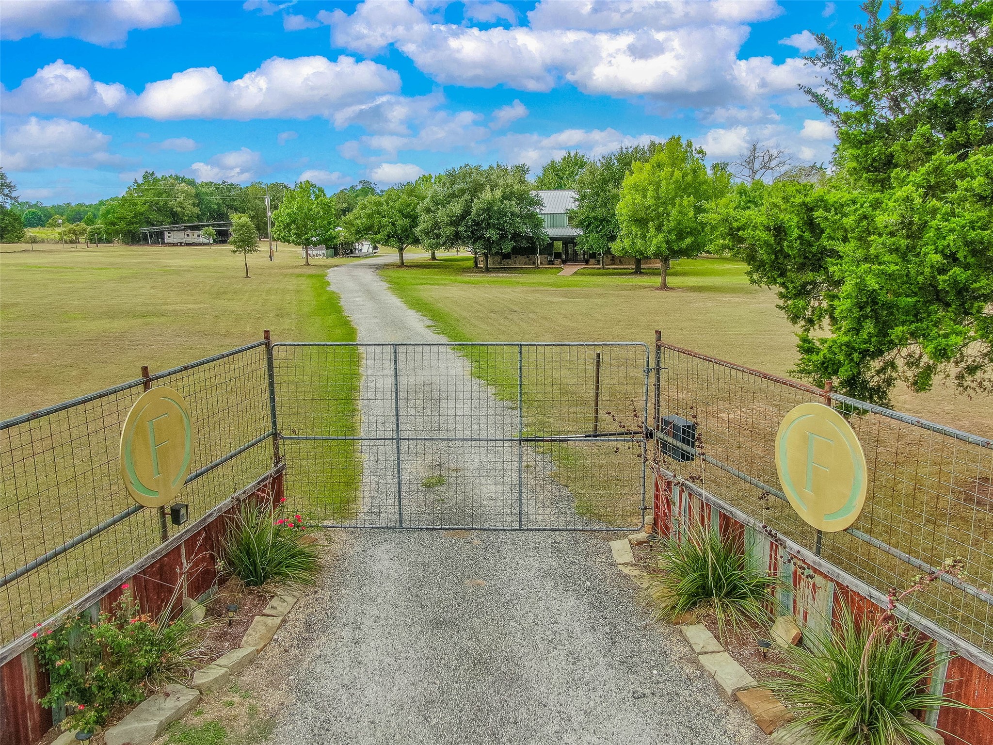 2848 FM 166 Farm To Market Road Property Photo 1