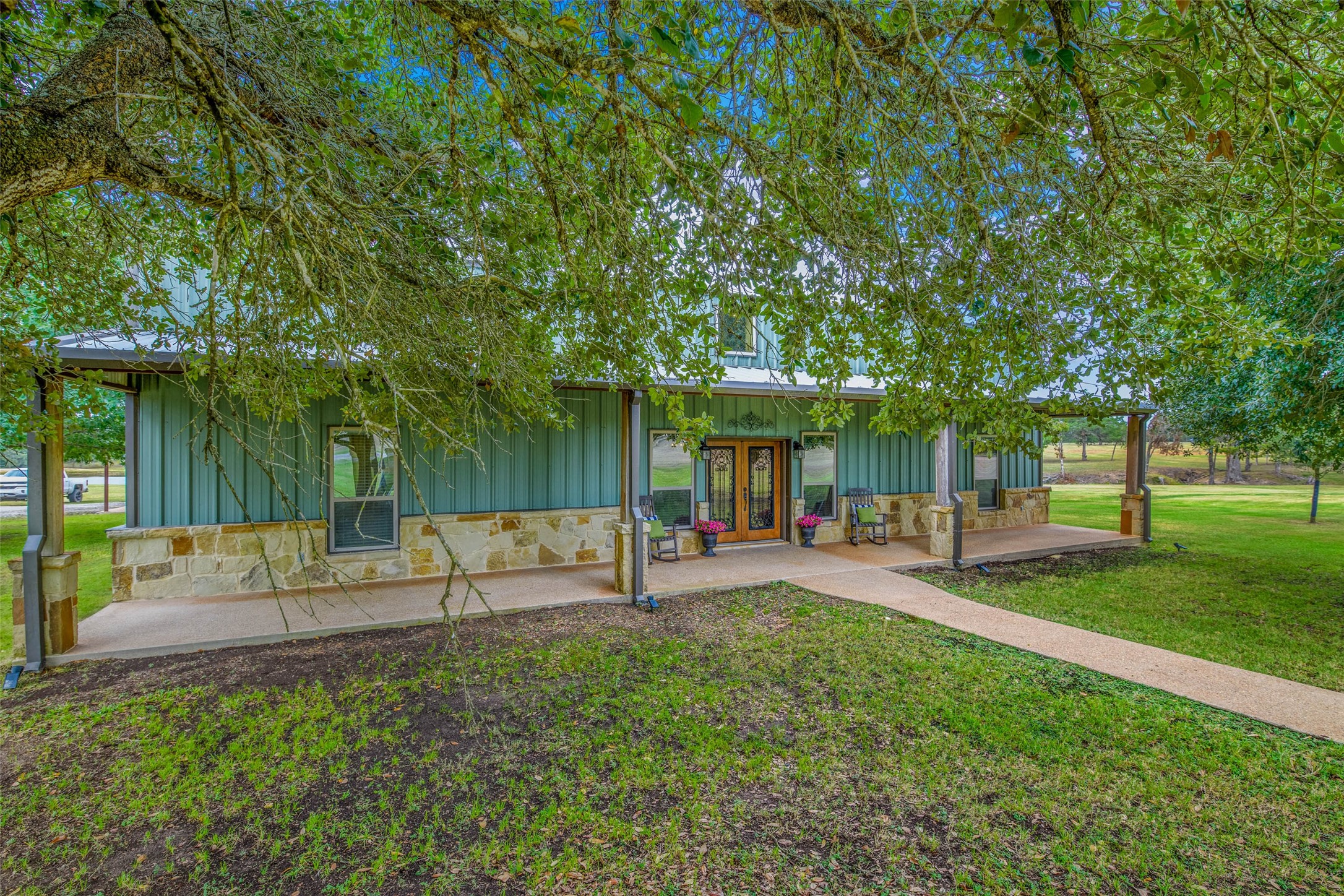 2848 Fm 166 Farm To Market Road Property Photo 2