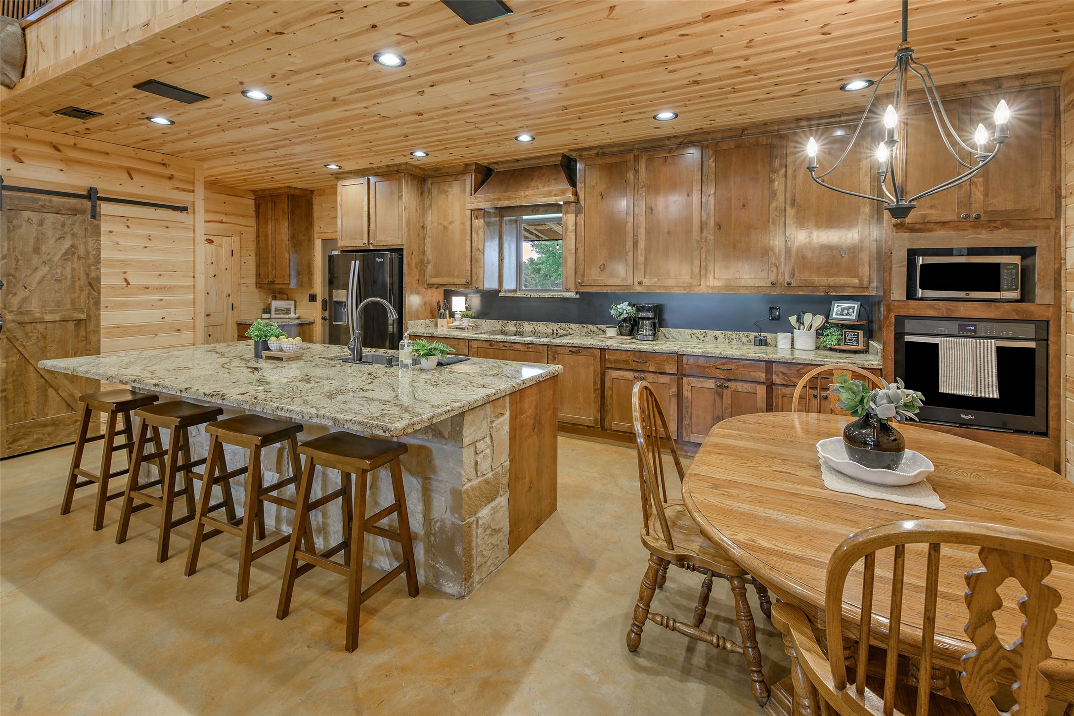2848 Fm 166 Farm To Market Road Property Photo 6