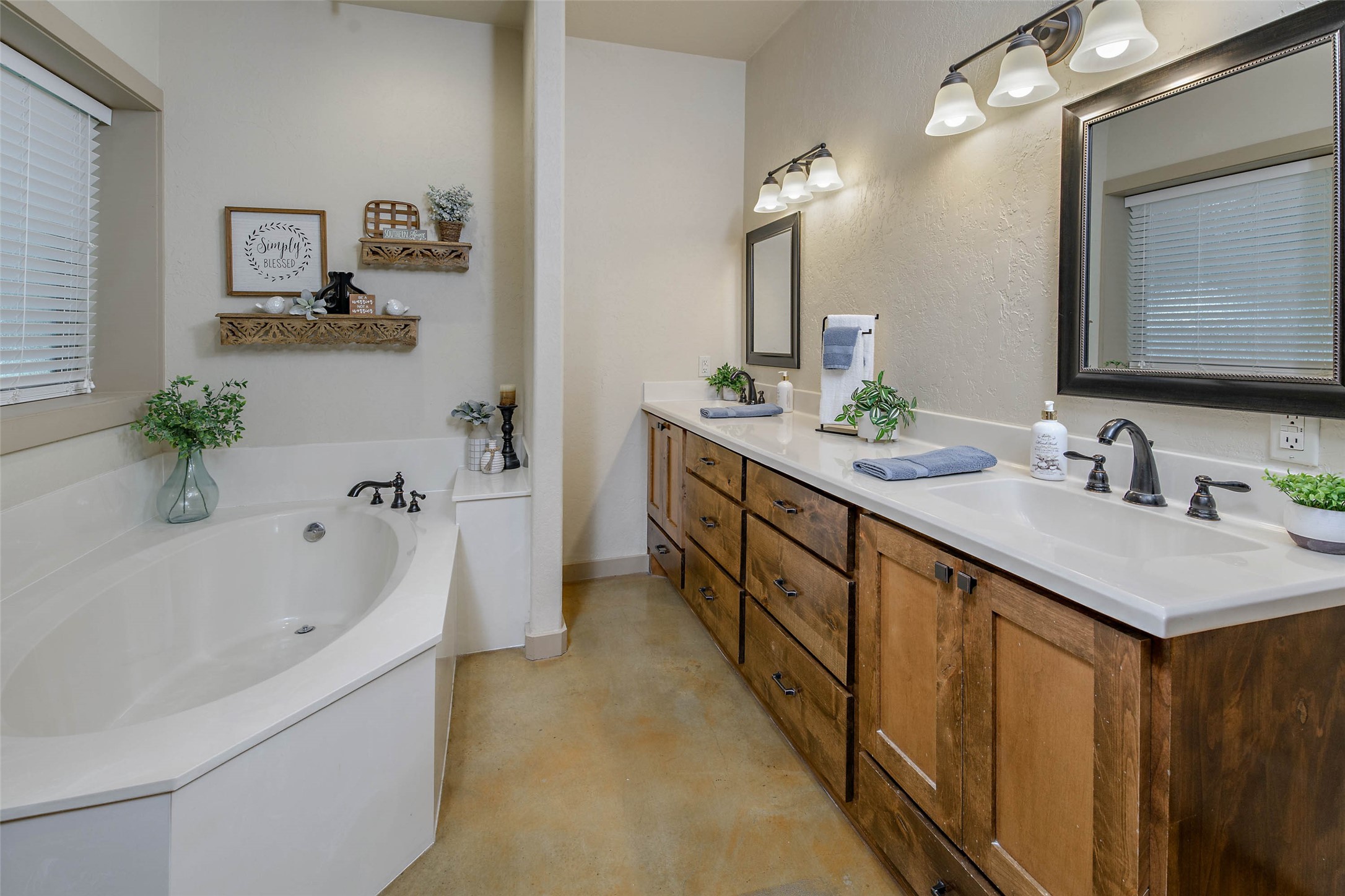 2848 Fm 166 Farm To Market Road Property Photo 15