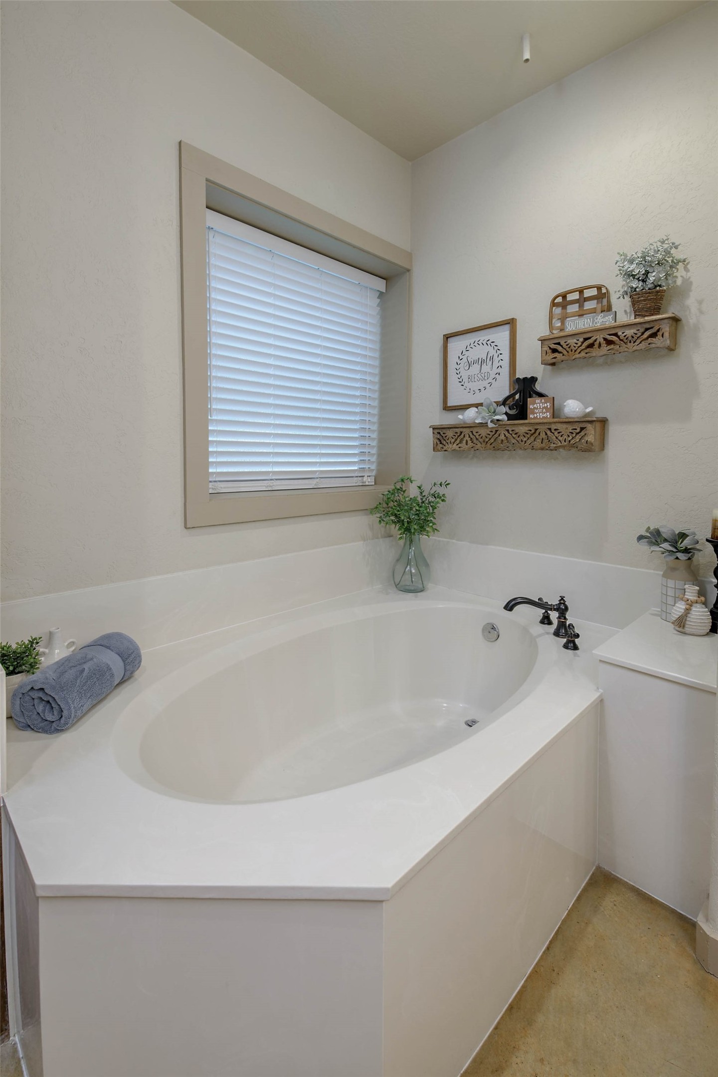 2848 Fm 166 Farm To Market Road Property Photo 16