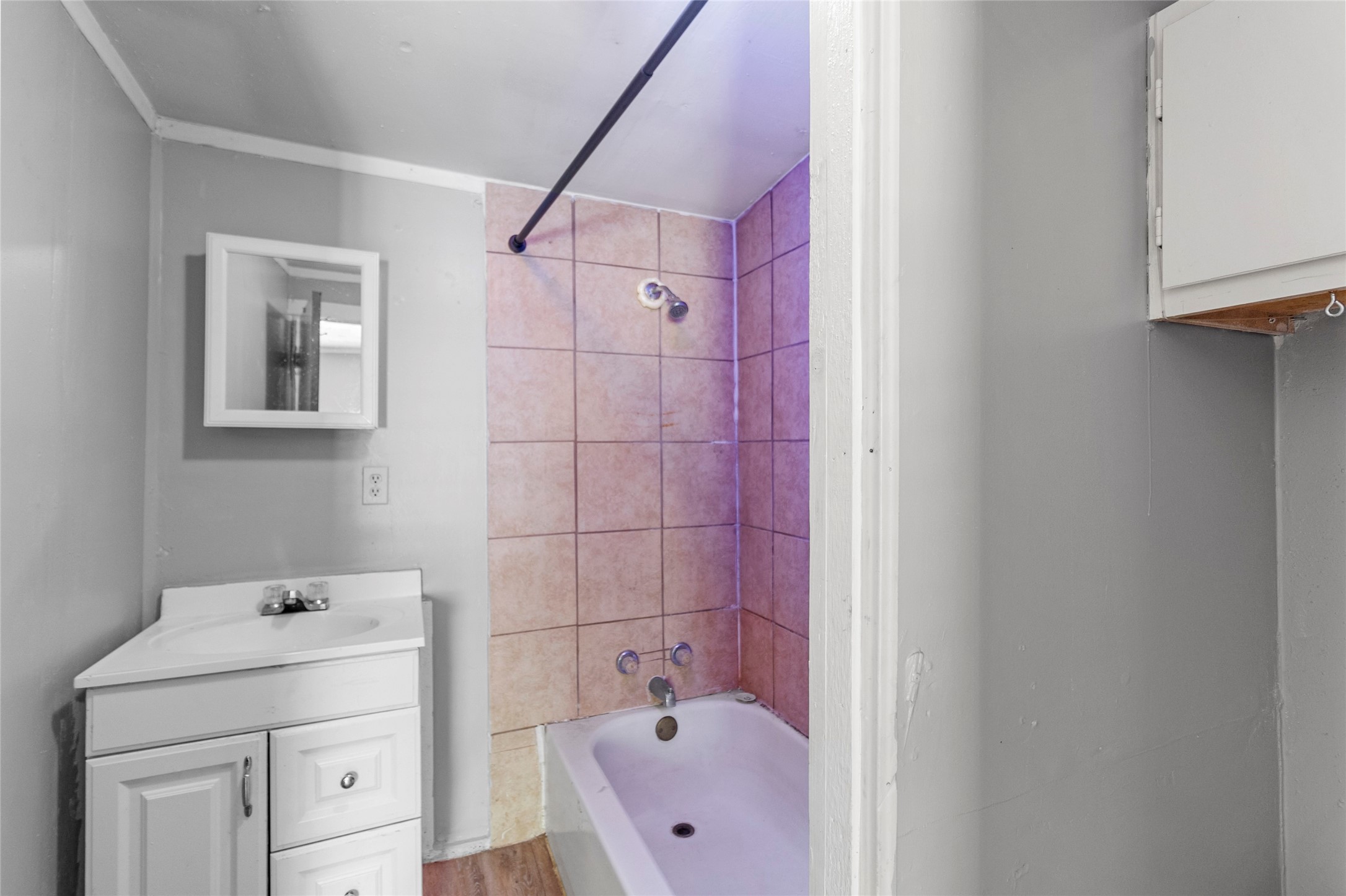 8 Jackson Road Property Photo 9