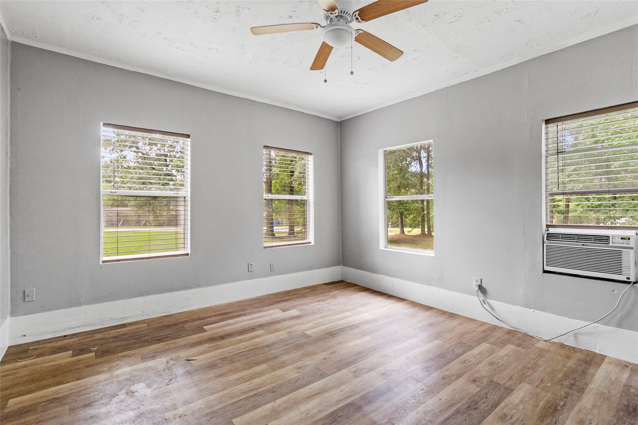 8 Jackson Road Property Photo 12