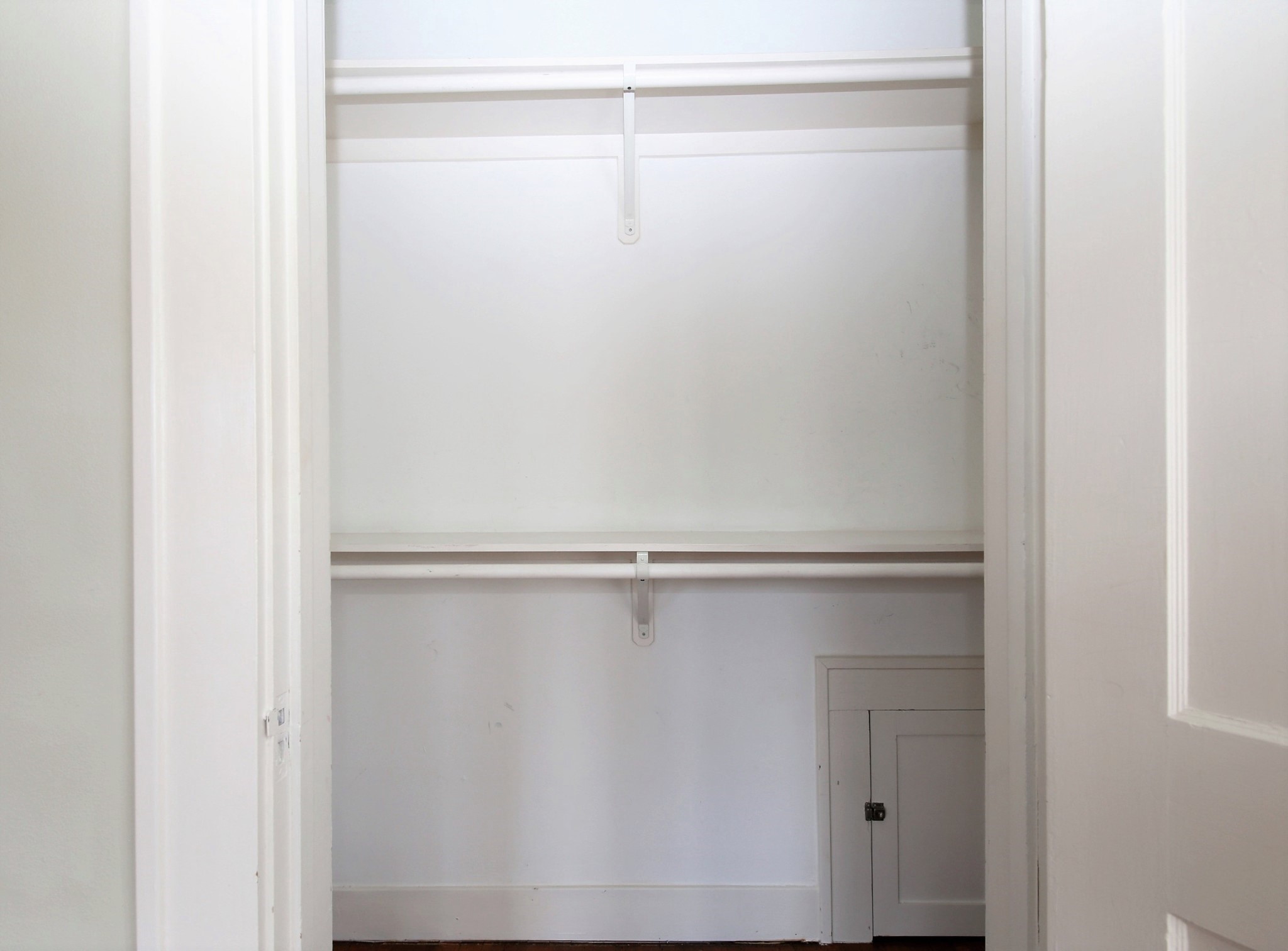 1223 W Gray Street Property Photo 3