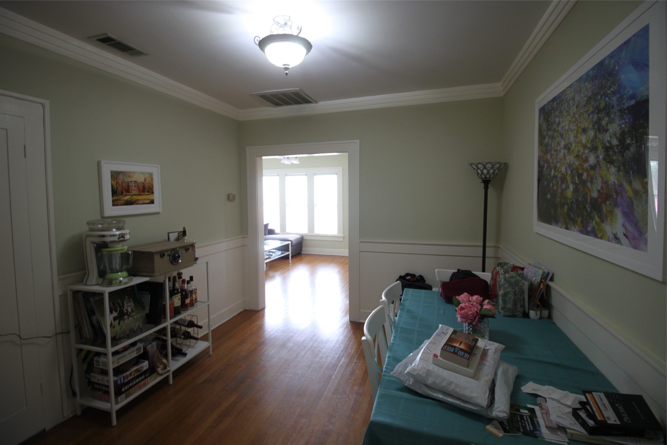 1223 W Gray Street Property Photo 4