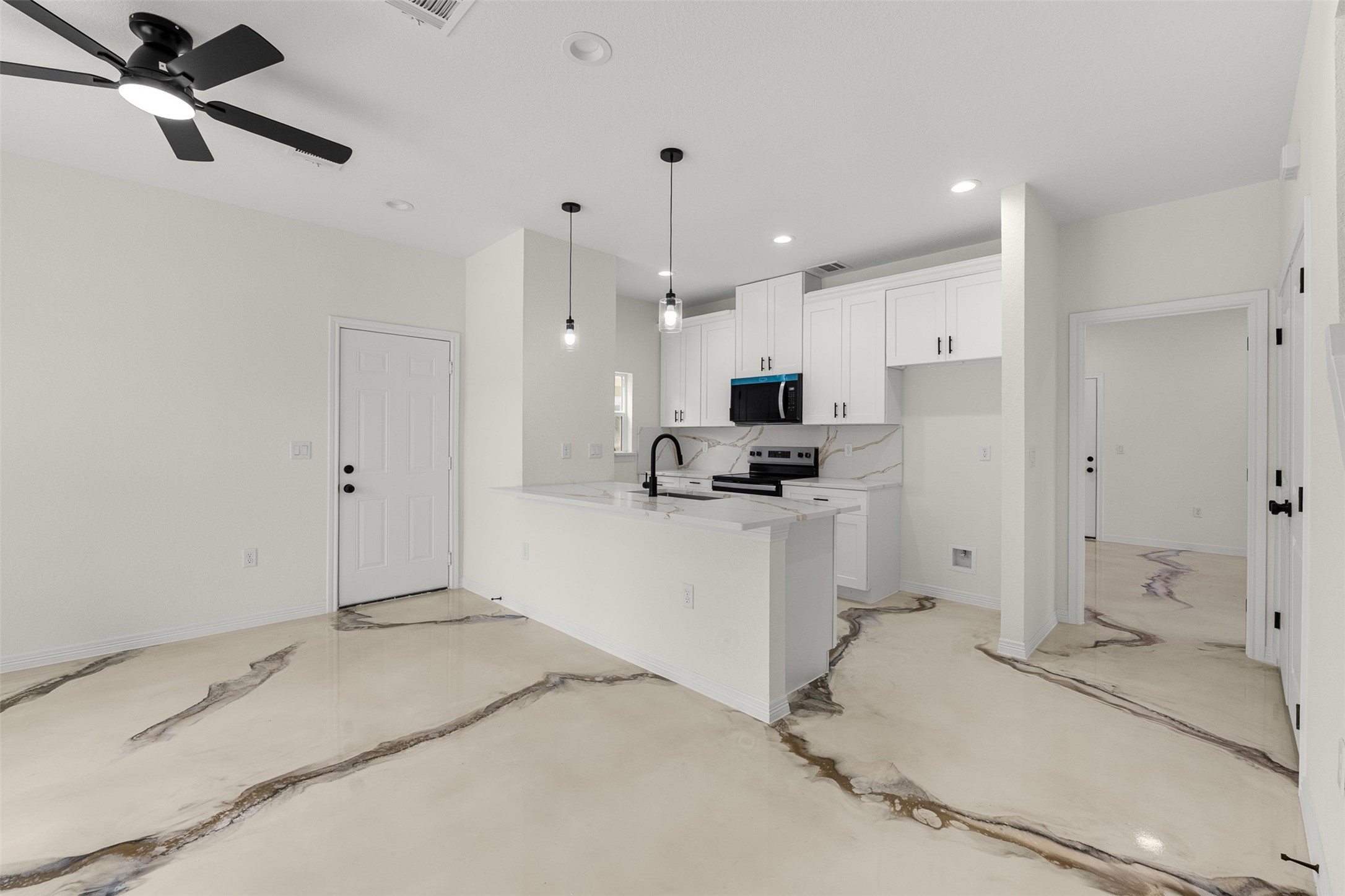 16736 E Ivanhoe Property Photo 7