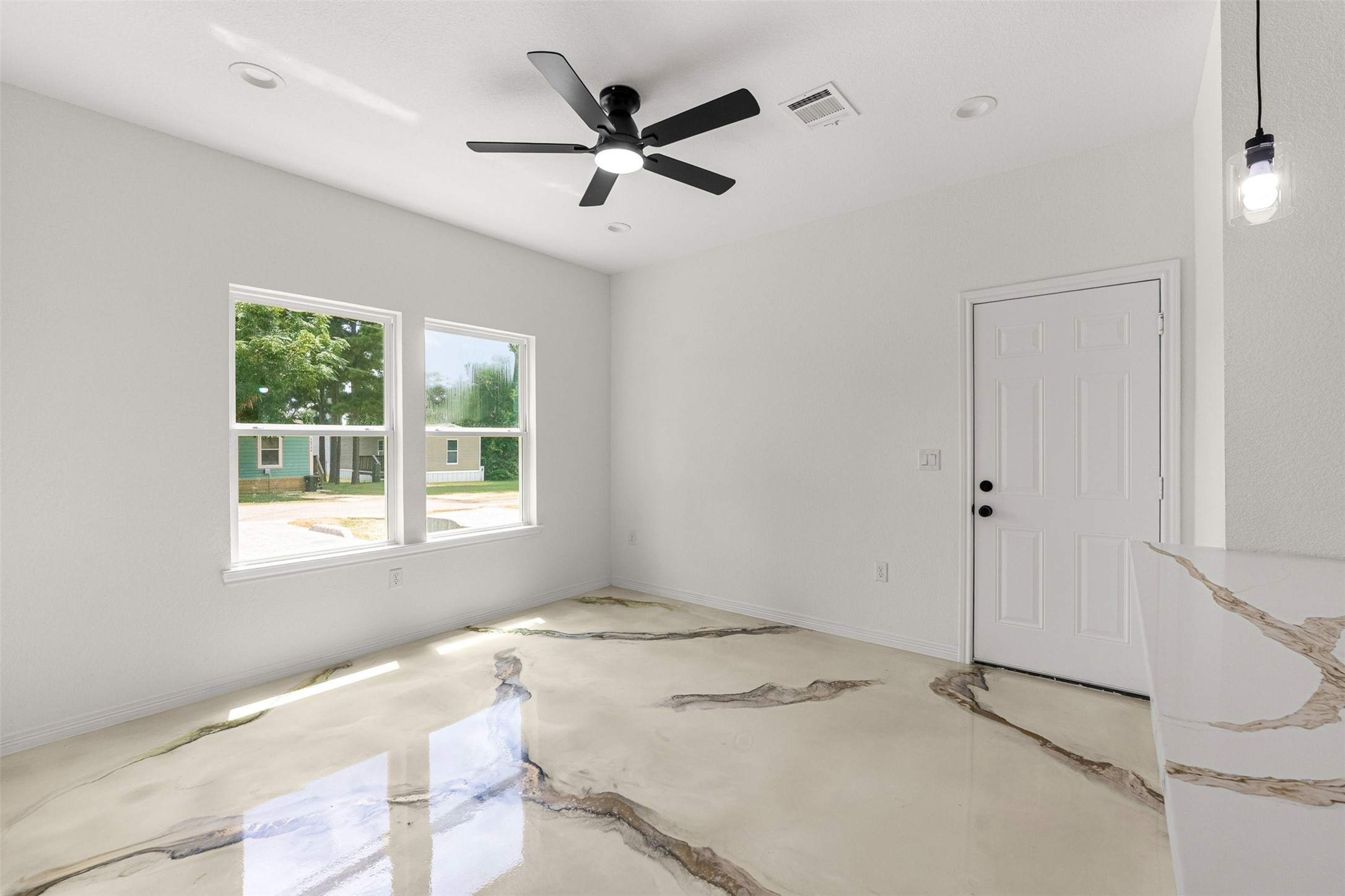 16736 E Ivanhoe Property Photo 8