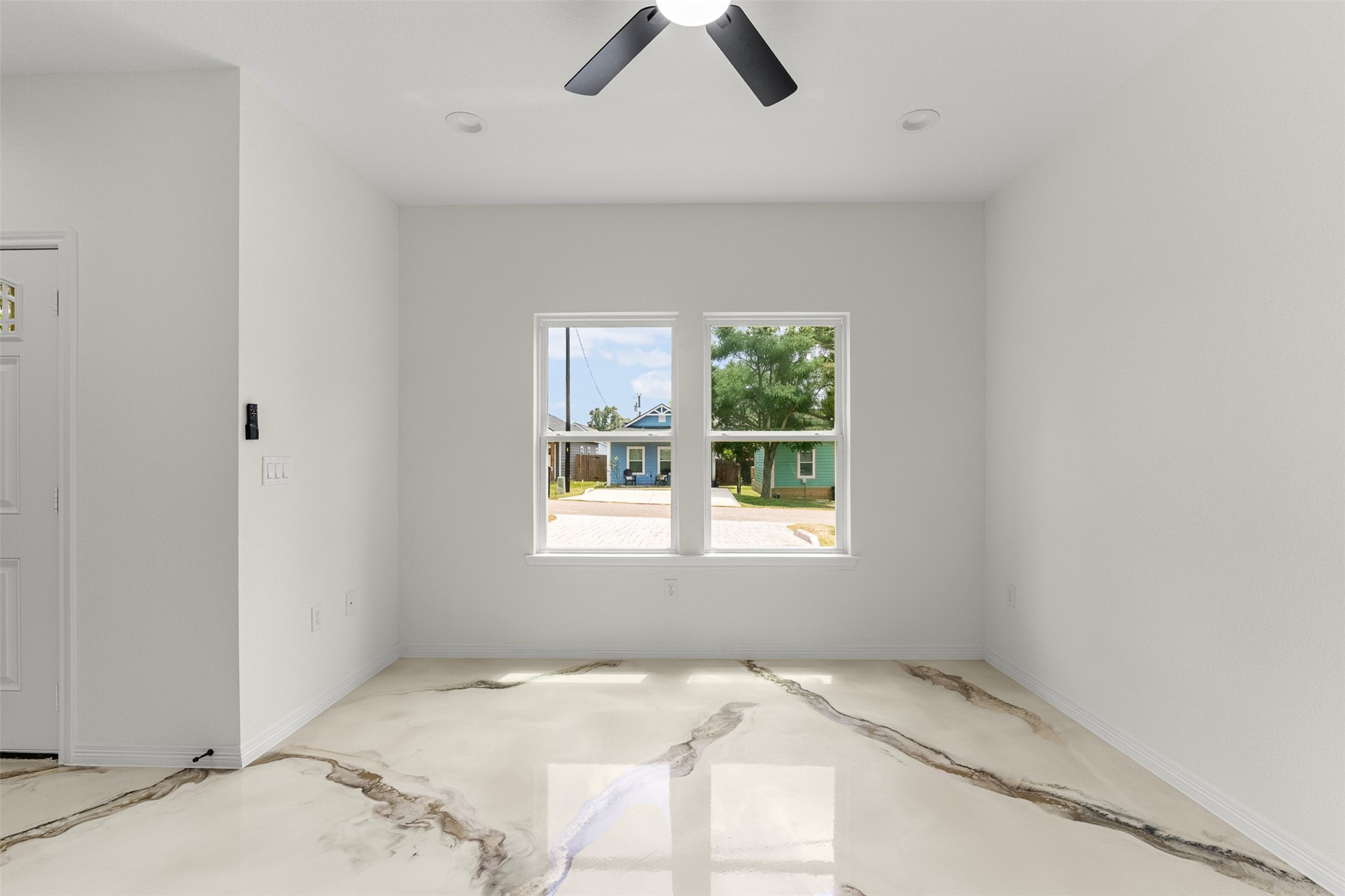 16736 E Ivanhoe Property Photo 9