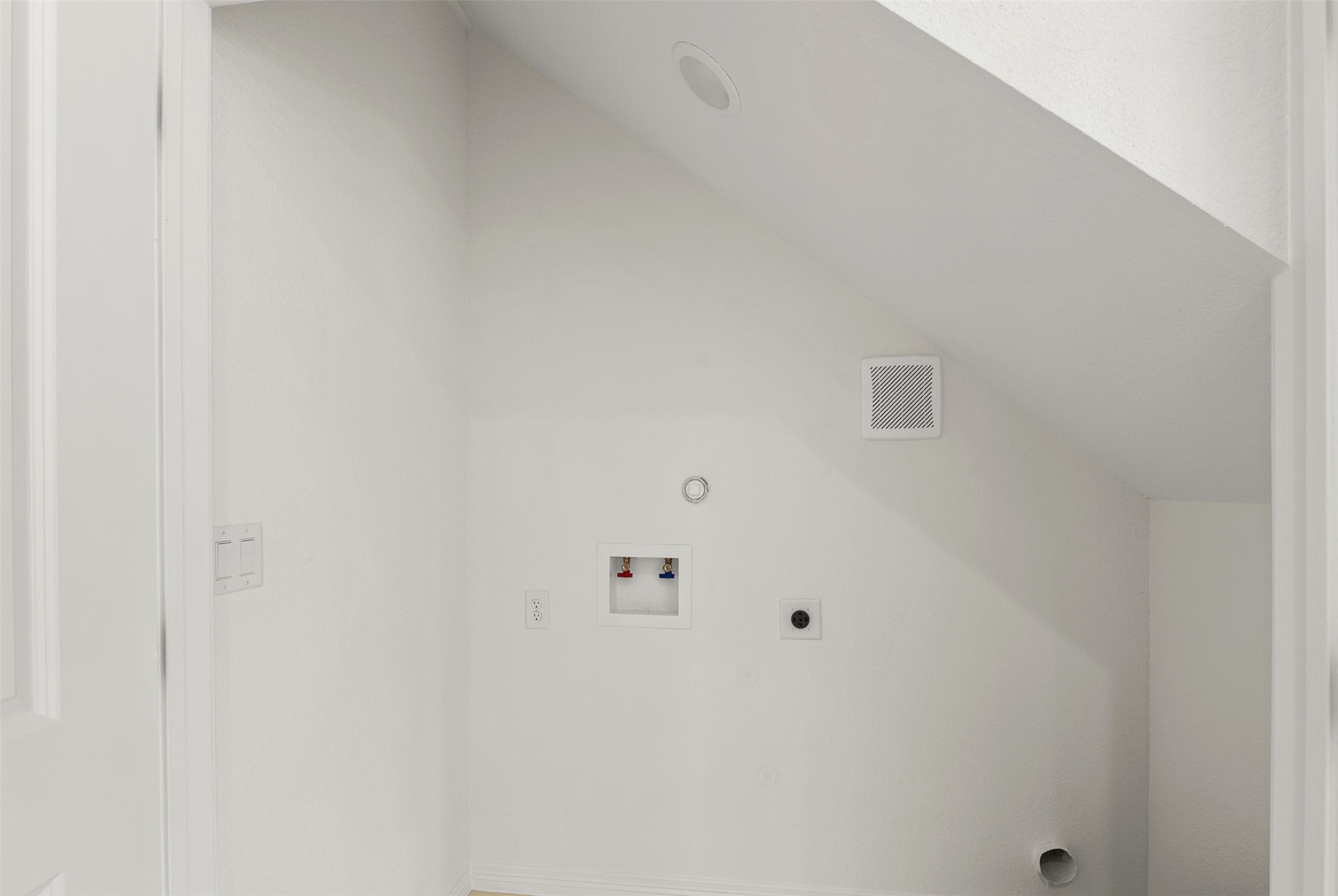 16736 E Ivanhoe Property Photo 20