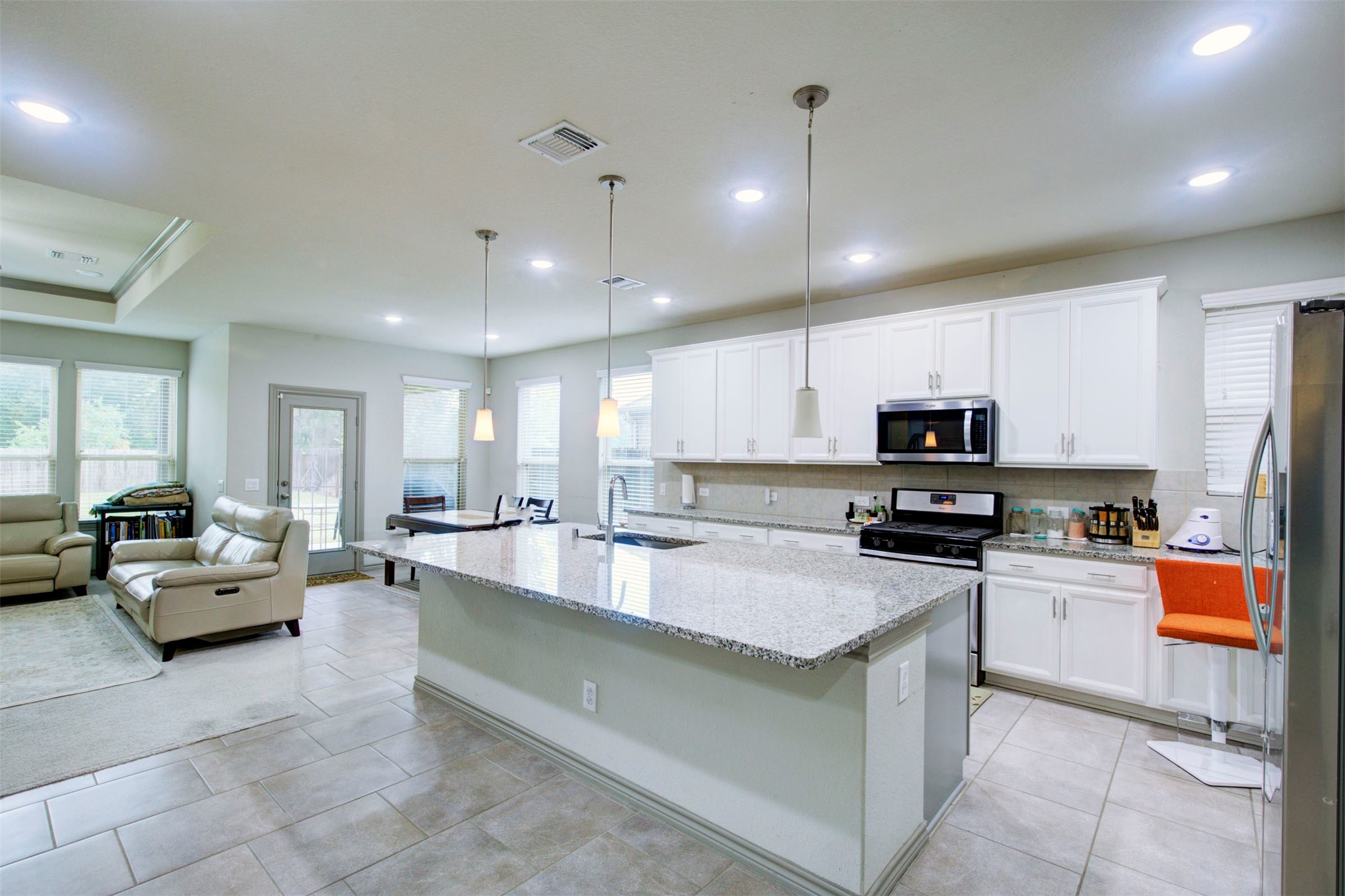 9643 Thimbleweed Drive Property Photo 6