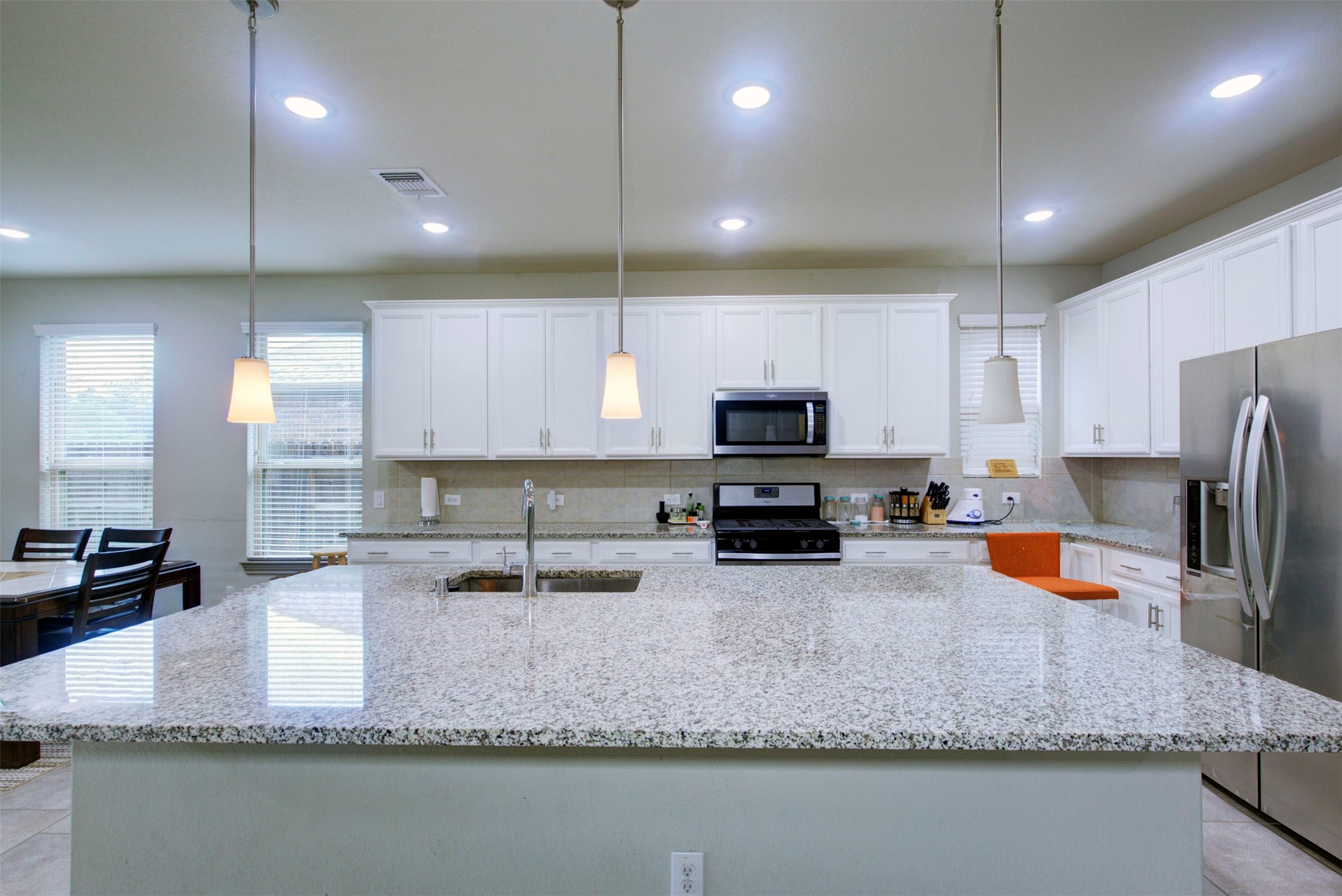 9643 Thimbleweed Drive Property Photo 7