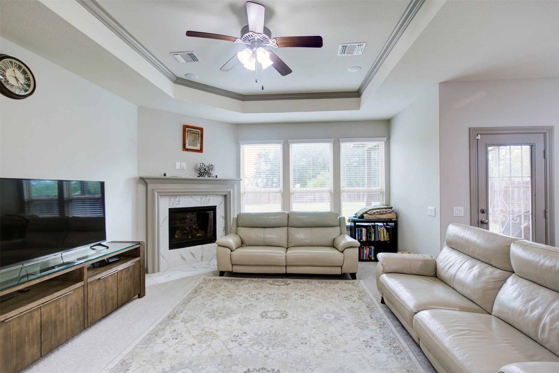 9643 Thimbleweed Drive Property Photo 15