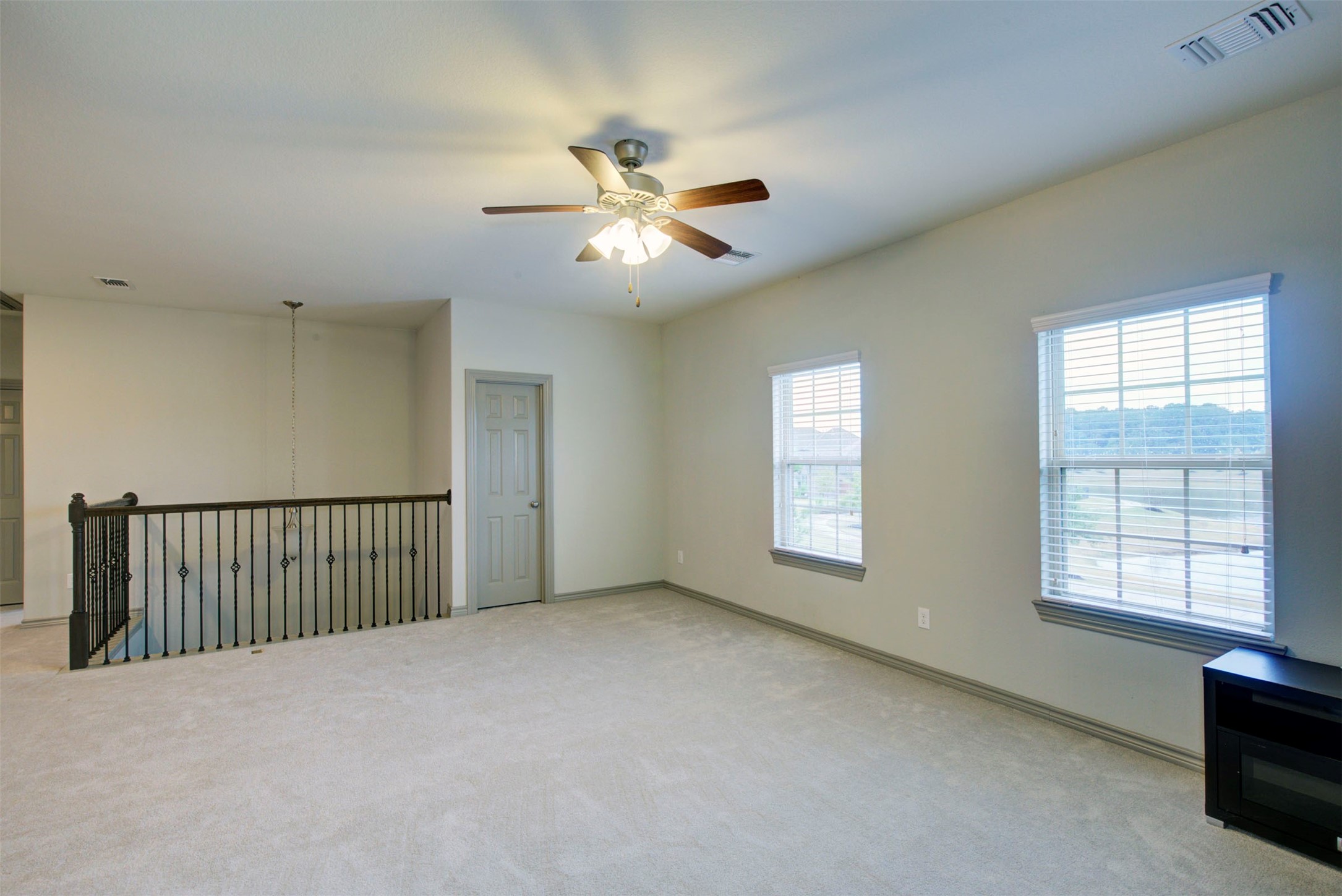 9643 Thimbleweed Drive Property Photo 41