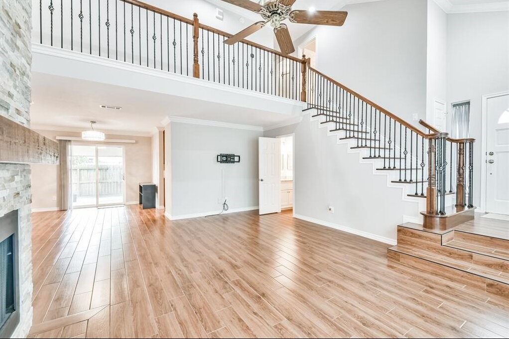 10327 Brickyard Court Property Photo 5