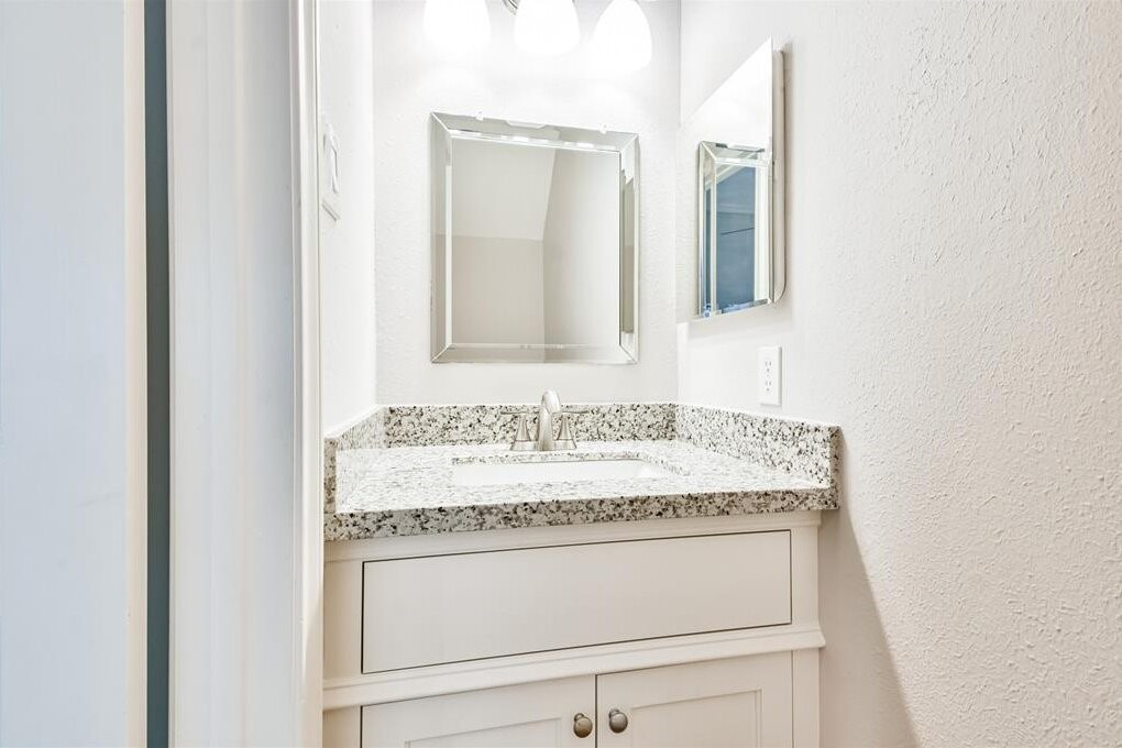 10327 Brickyard Court Property Photo 6