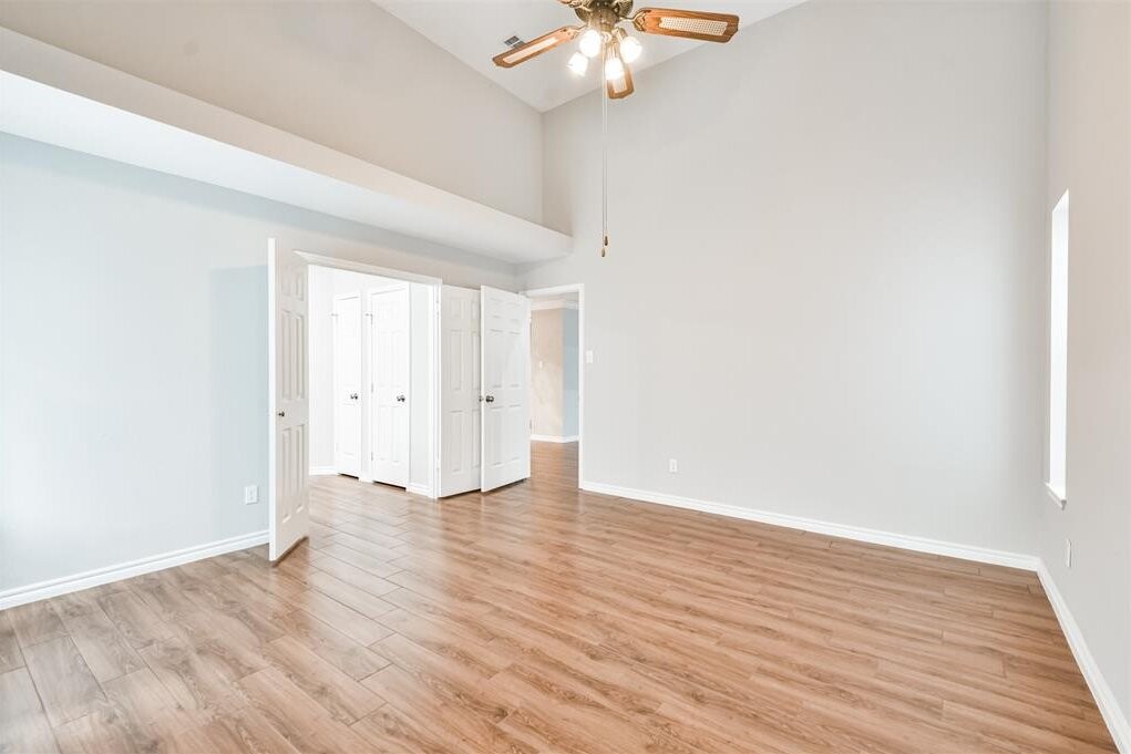 10327 Brickyard Court Property Photo 13
