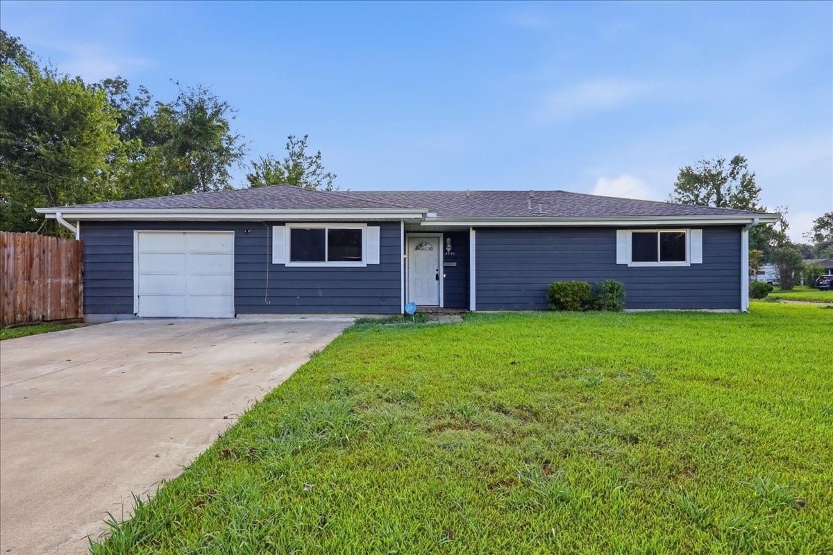 3890 Bristol Drive Property Photo 1