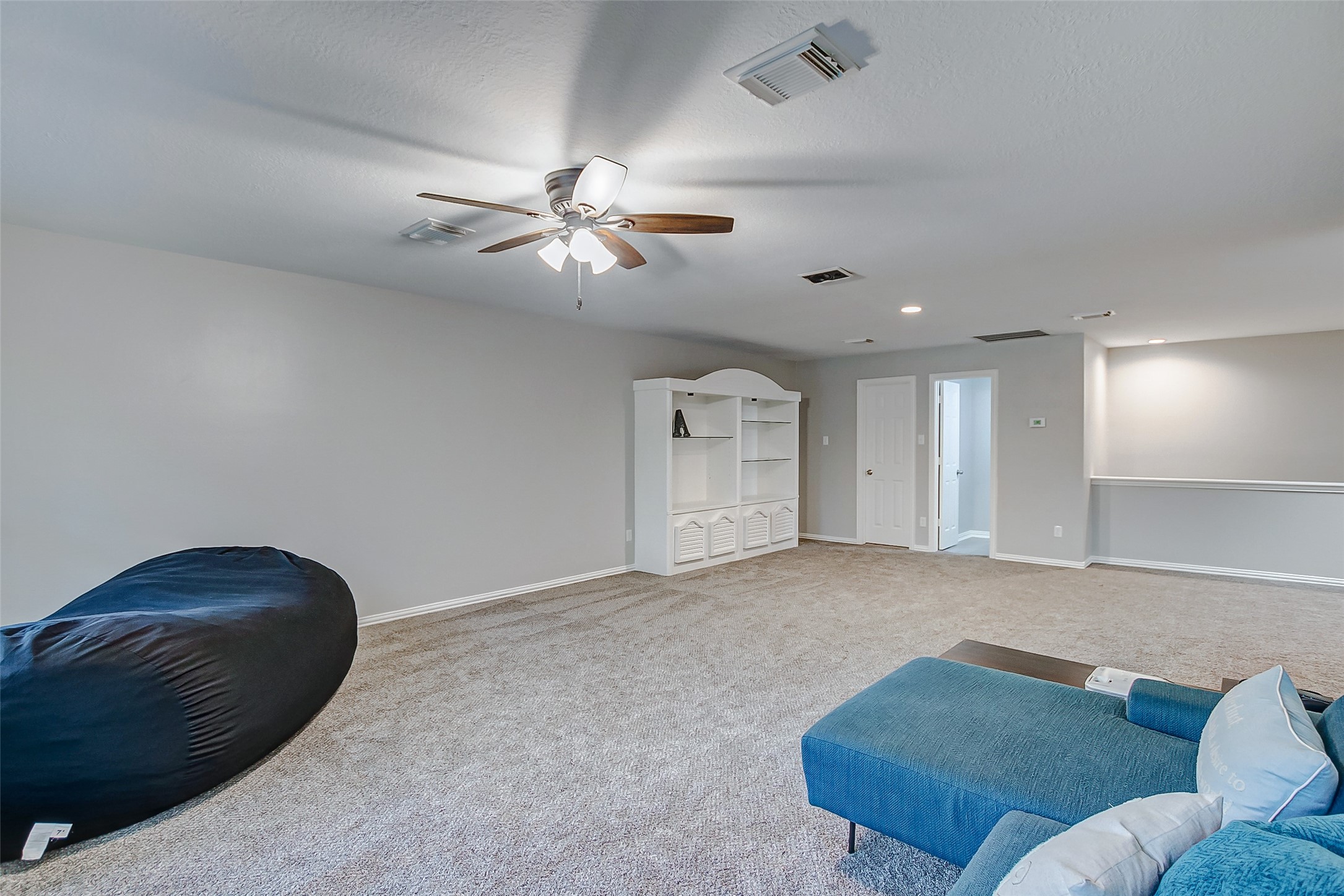 18207 Red Eagle Court Property Photo 32
