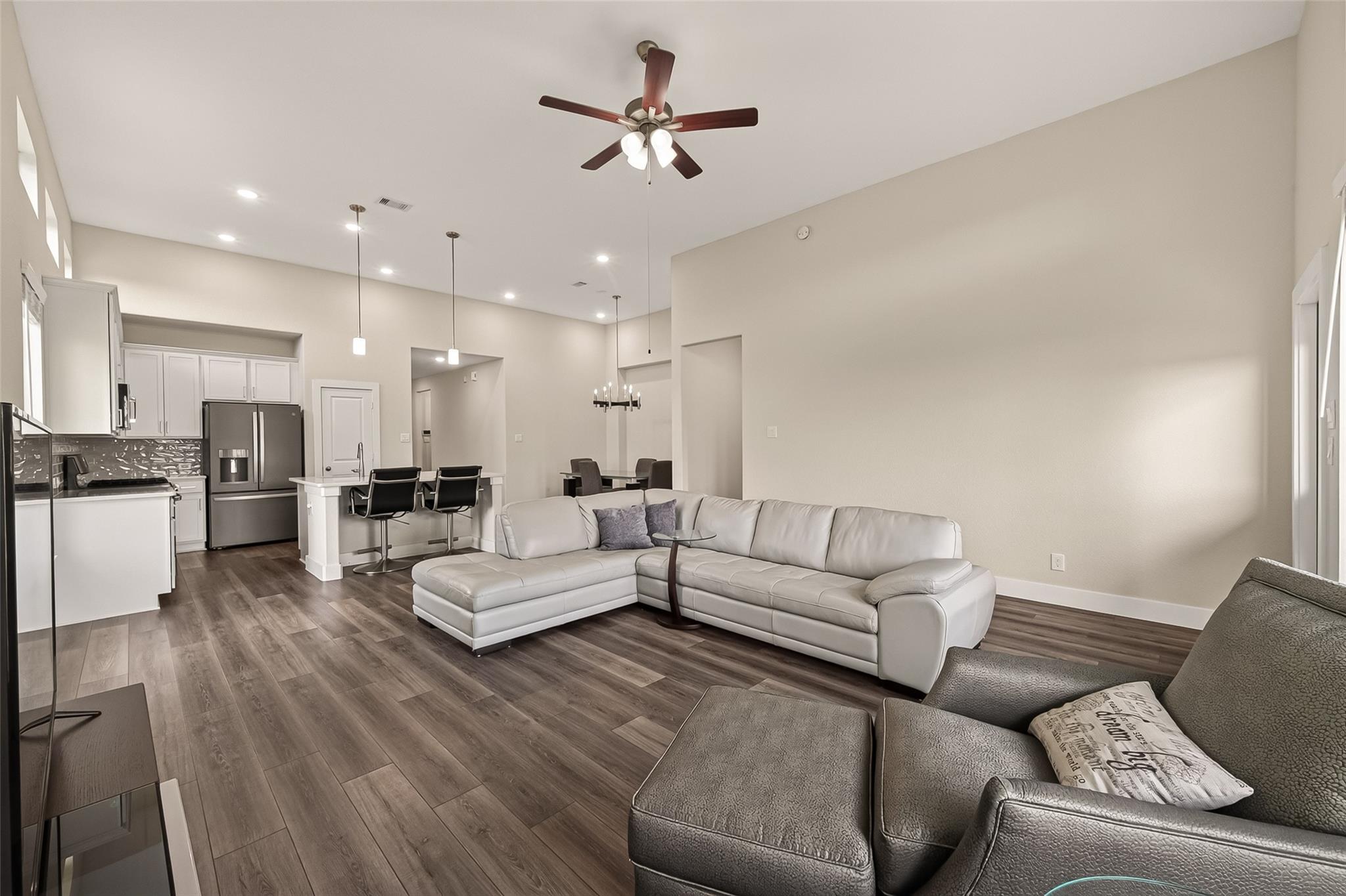 208 Dauphin Bay Court, Katy Tx 77493 Property Photo 13