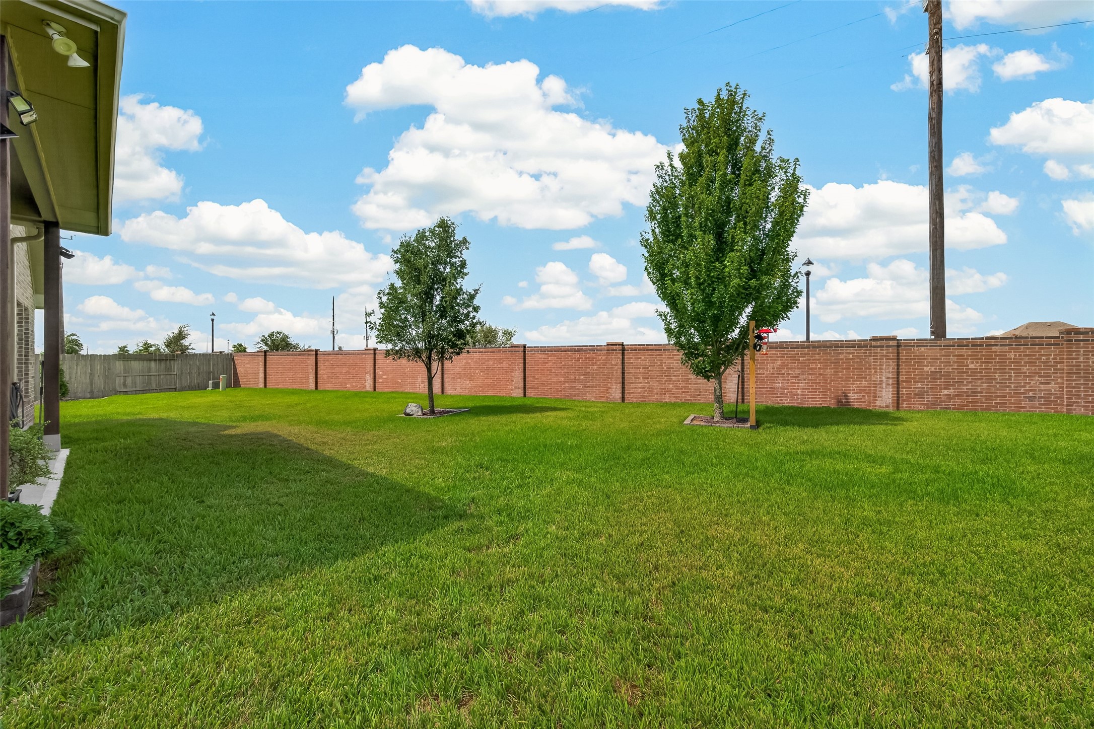 208 Dauphin Bay Court Property Photo 36