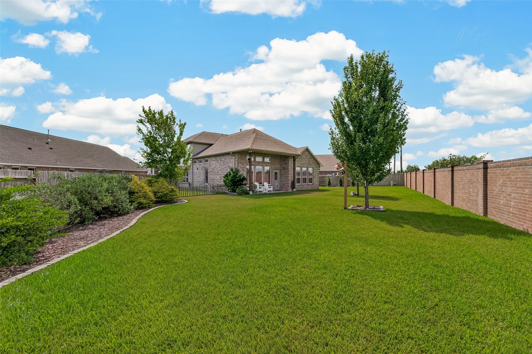 208 Dauphin Bay Court Property Photo 37