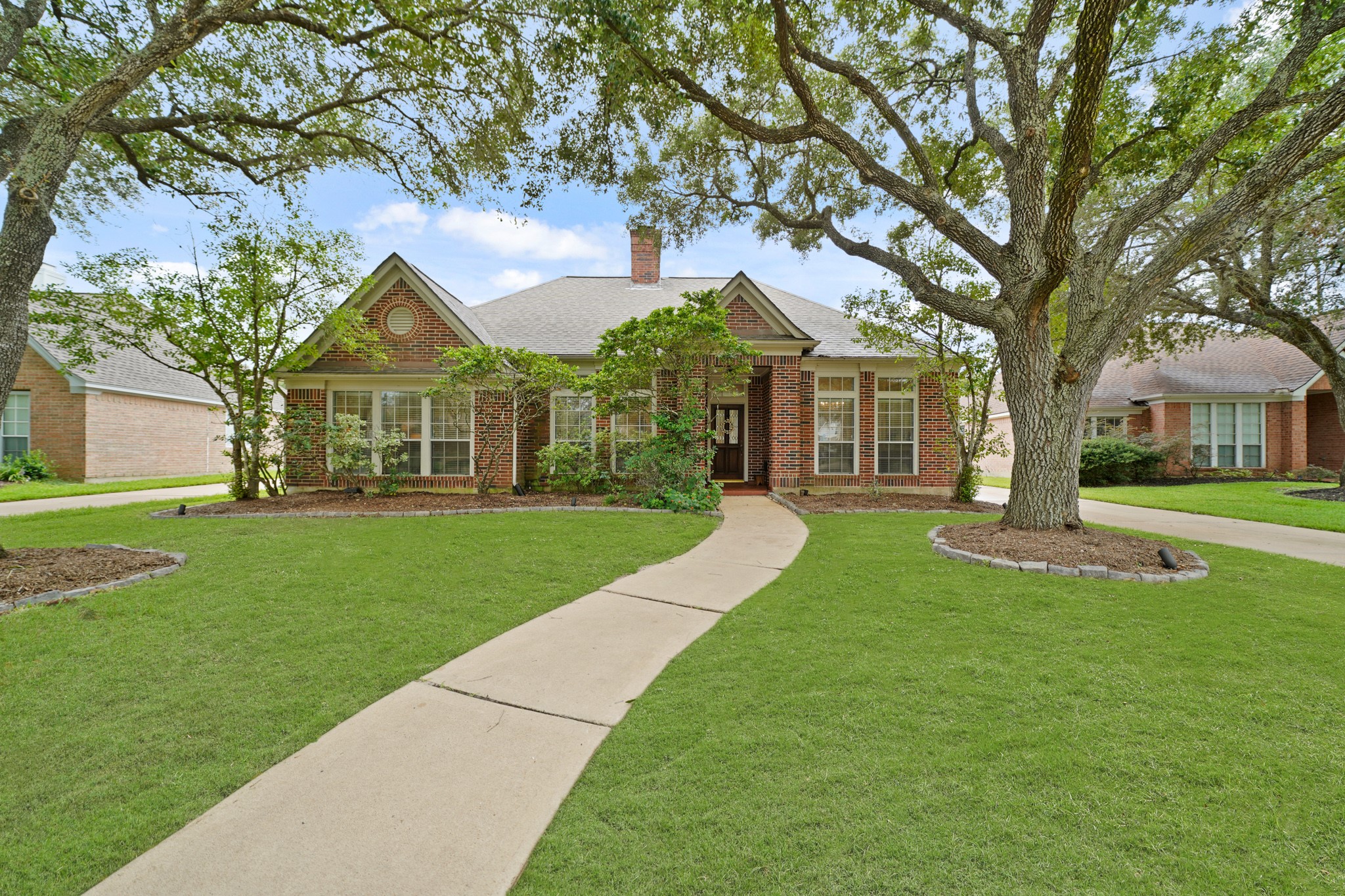 23307 Gable Lodge Drive Property Photo 1