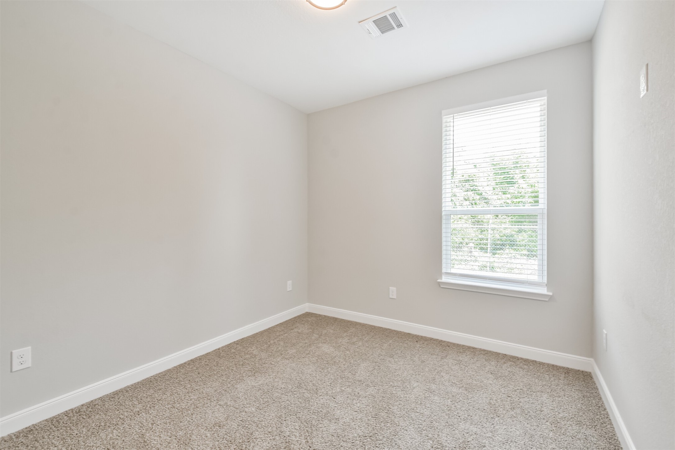 7524 E Maxroy Street B Property Photo 24
