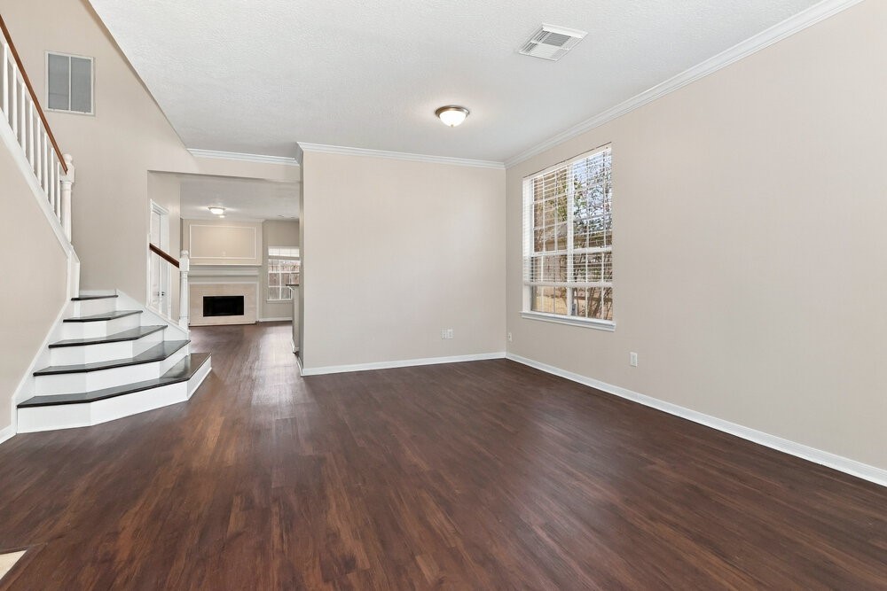 7531 Almond Springs Drive Property Photo 5
