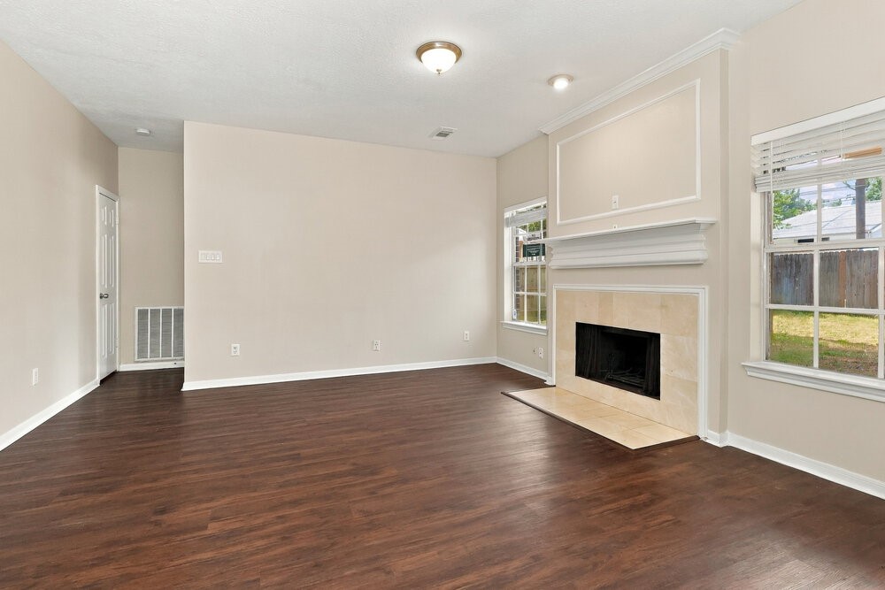 7531 Almond Springs Drive Property Photo 8