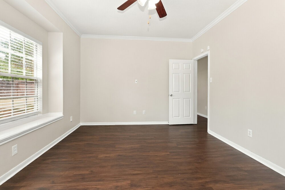 7531 Almond Springs Drive Property Photo 11