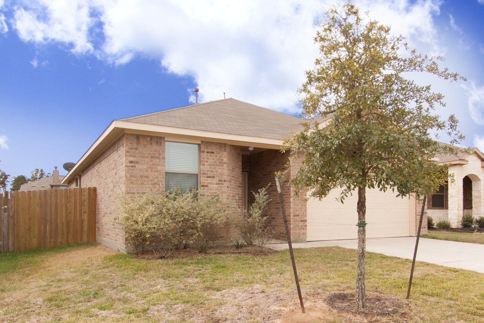 107 Piney Pathway Property Photo 3